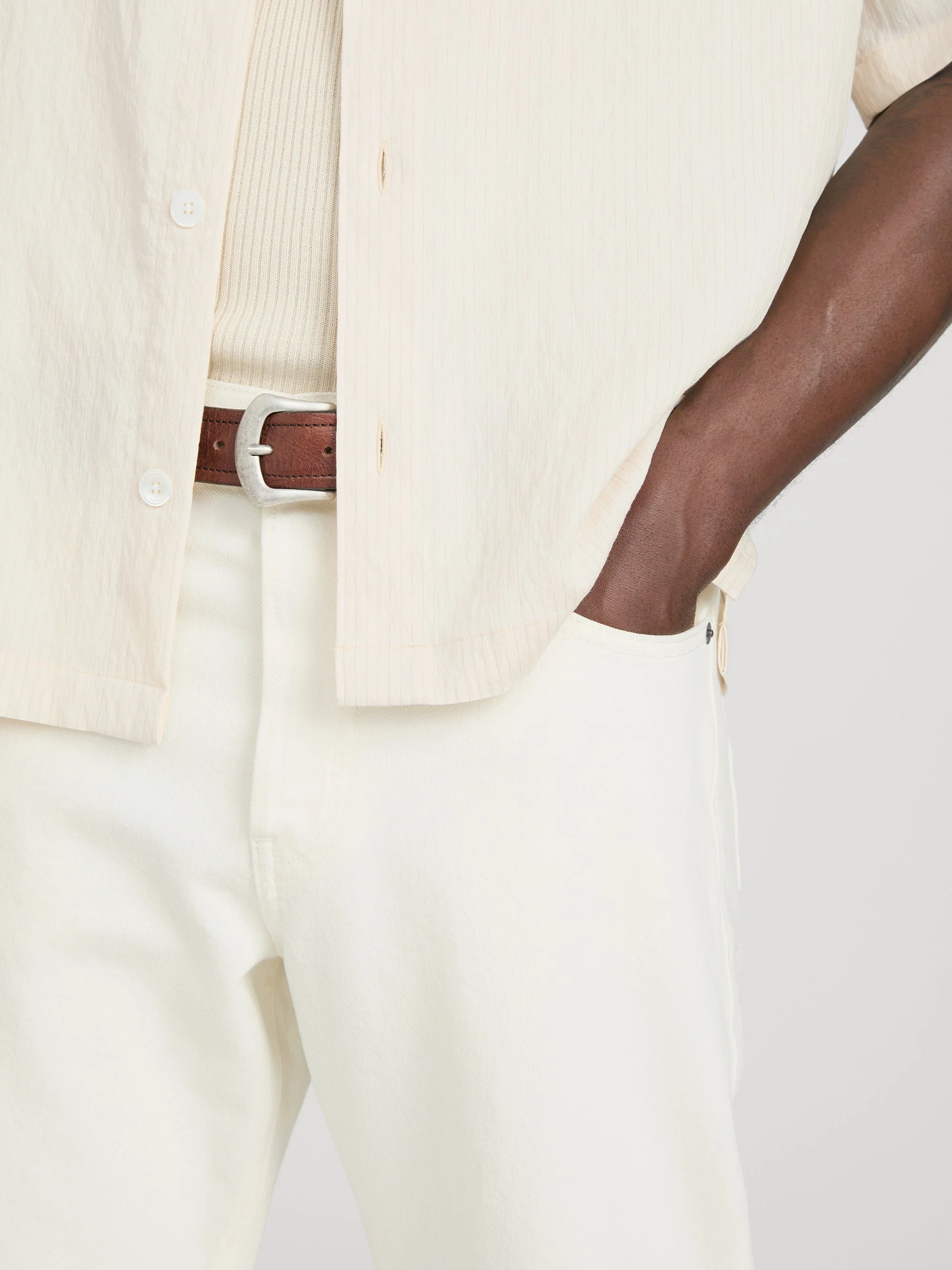 FRAME - The Straight Jean - Image 5