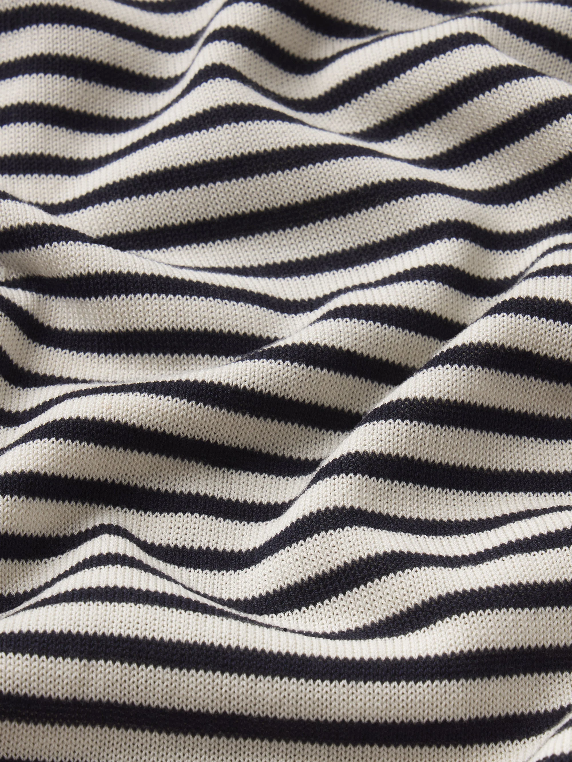 FRAME - The Striped Gathered Sweater - Image 4