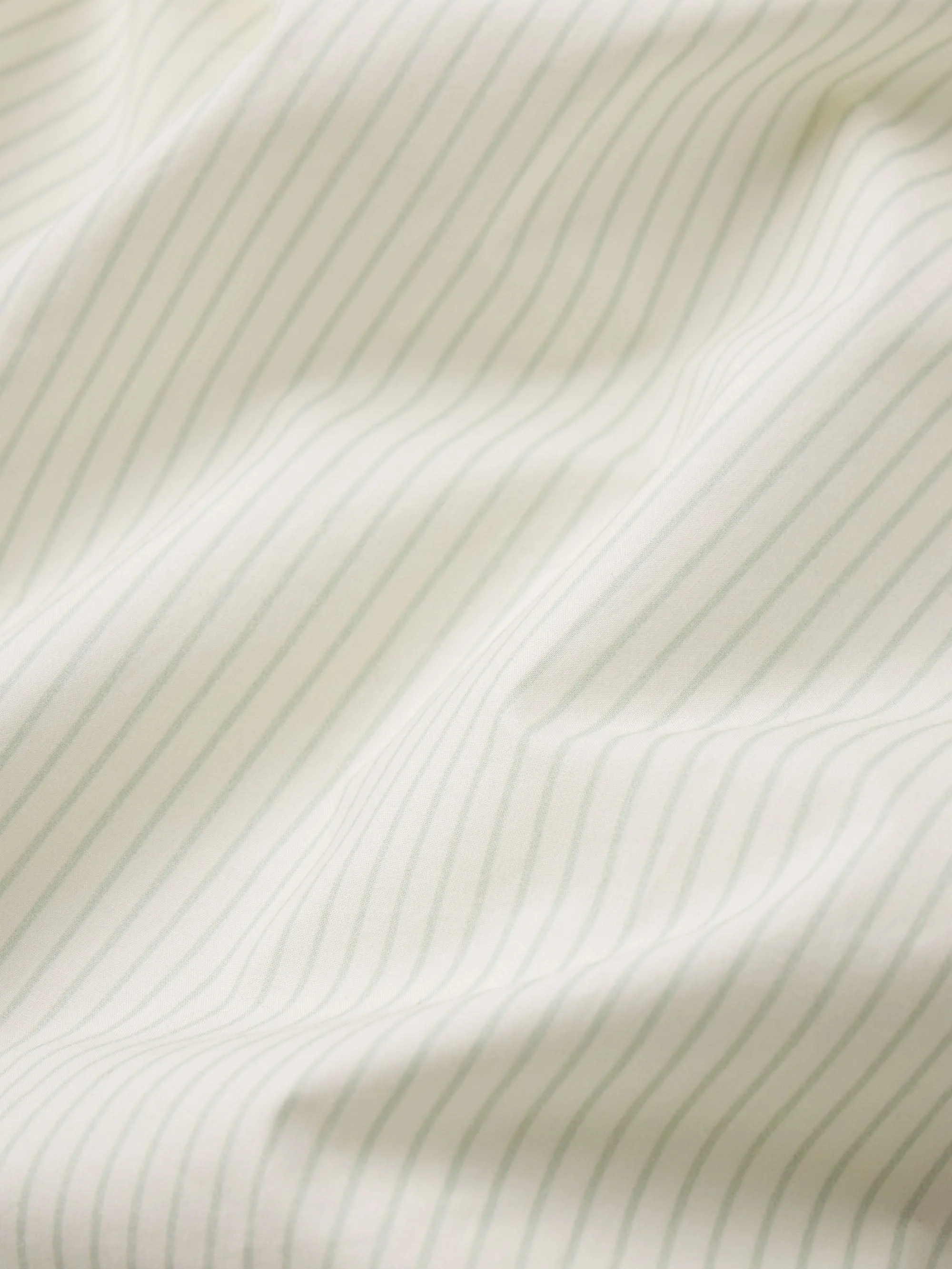 FRAME - The V - Neck Popover Top - Image 7
