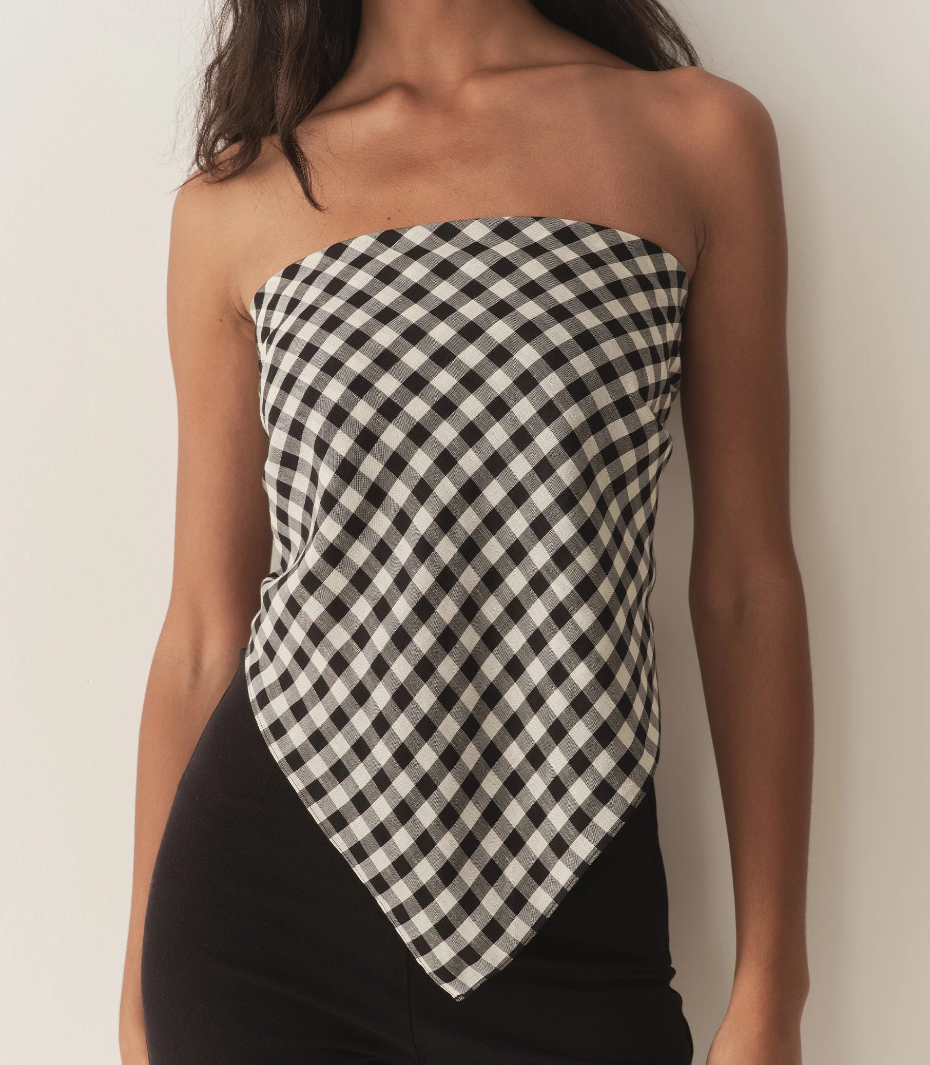 DÔEN - GRANDE PENNY BANDANA -- BLACK MARILYN GINGHAM - Image 2