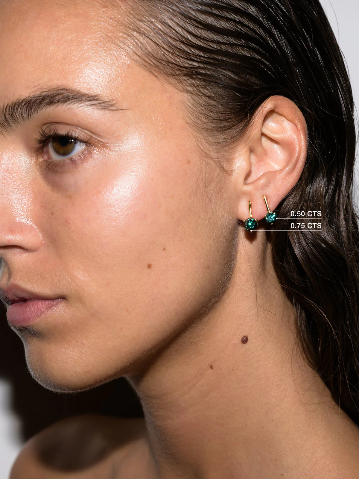 Dorsey - HENDRY BAR STUD EARRING IN VIRIDIAN GREEN MOISSANITE - Image 4