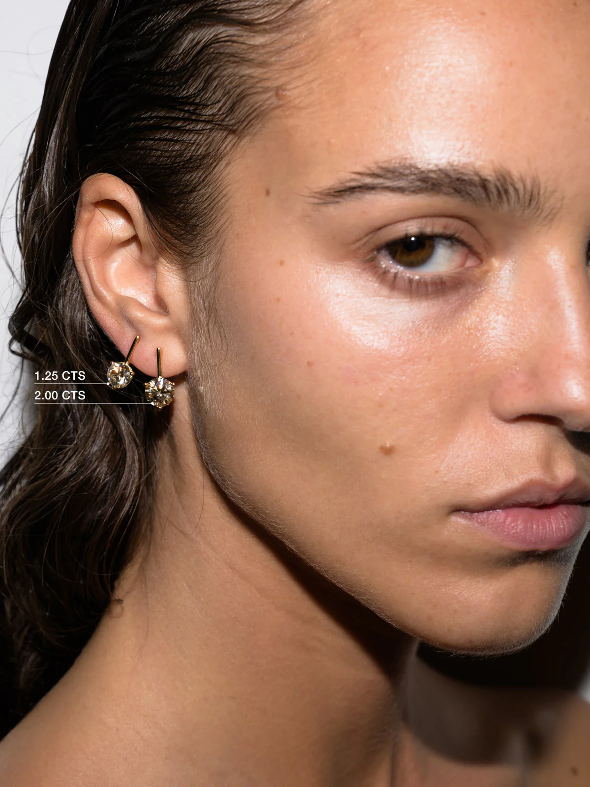 Dorsey - HENDRY BAR STUD EARRING IN HONEY MOISSANITE - Image 4