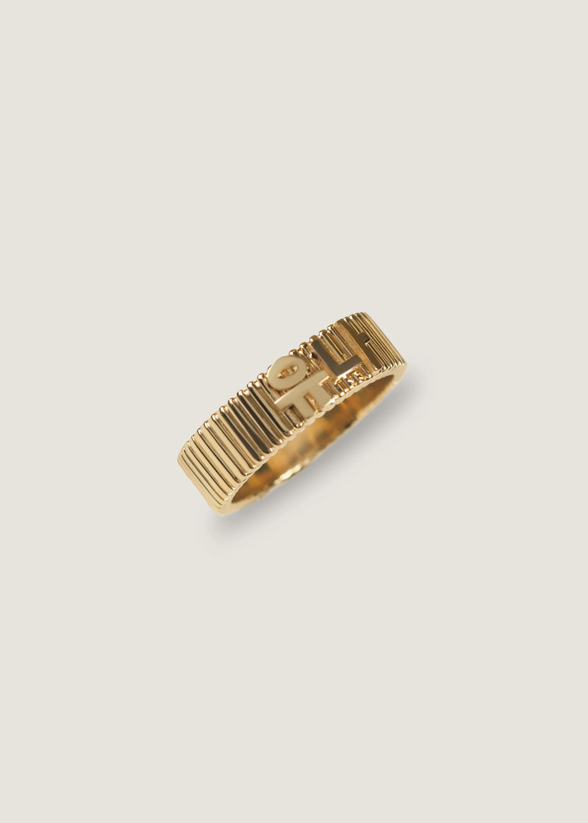Kinn - Heritage Ribbed Name Ring - Image 10