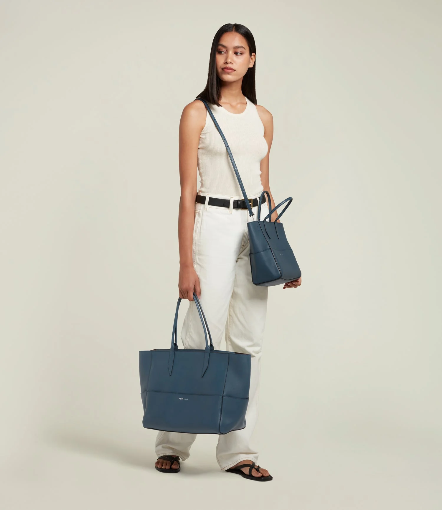Metier - Incognito Crossbody Cabas Smooth Calfskin Storm - Image 6