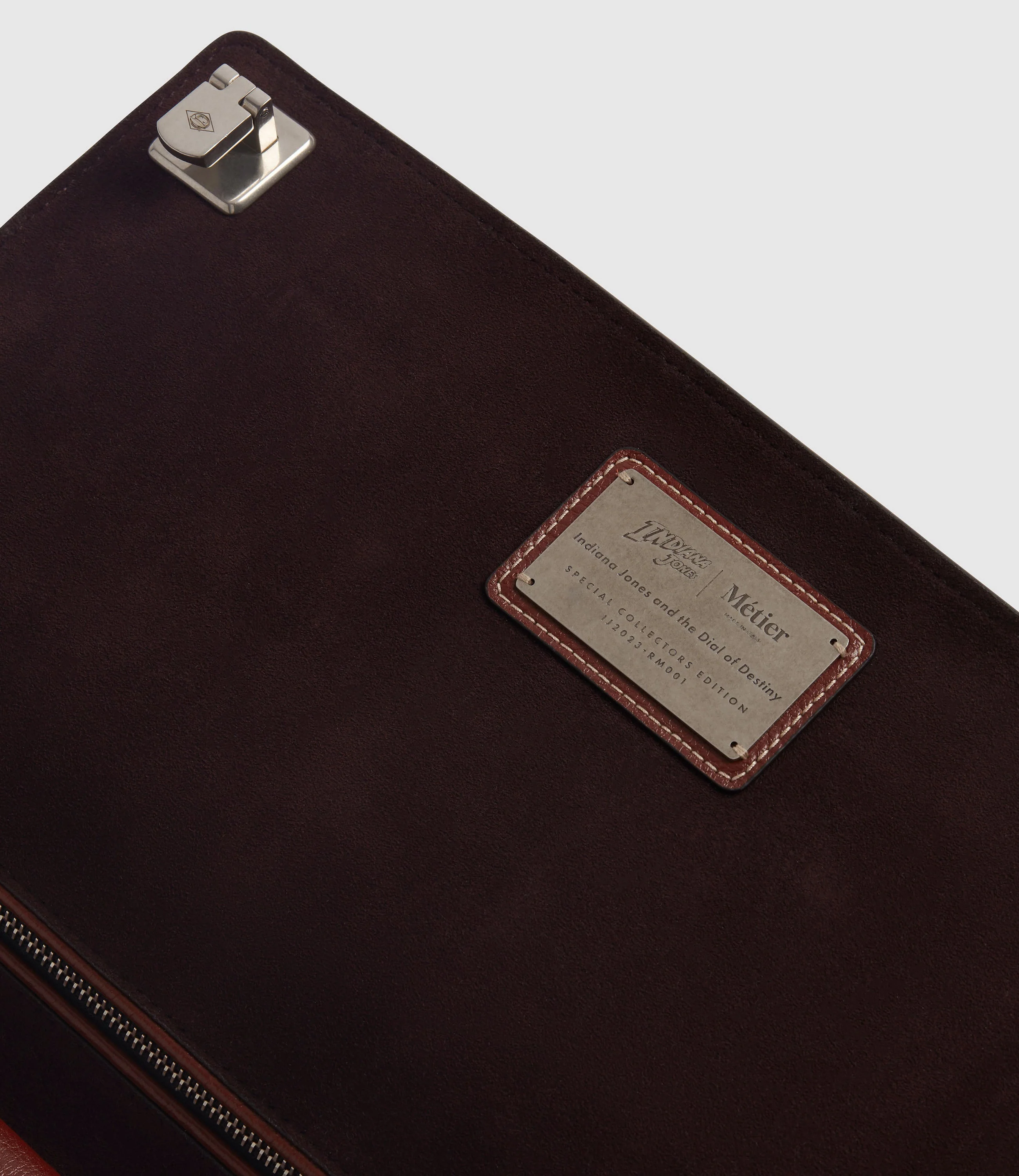Metier - INDIANA JONES™ Runaway Marrakech Suede - Collector’s Edition 10/10 - Image 5