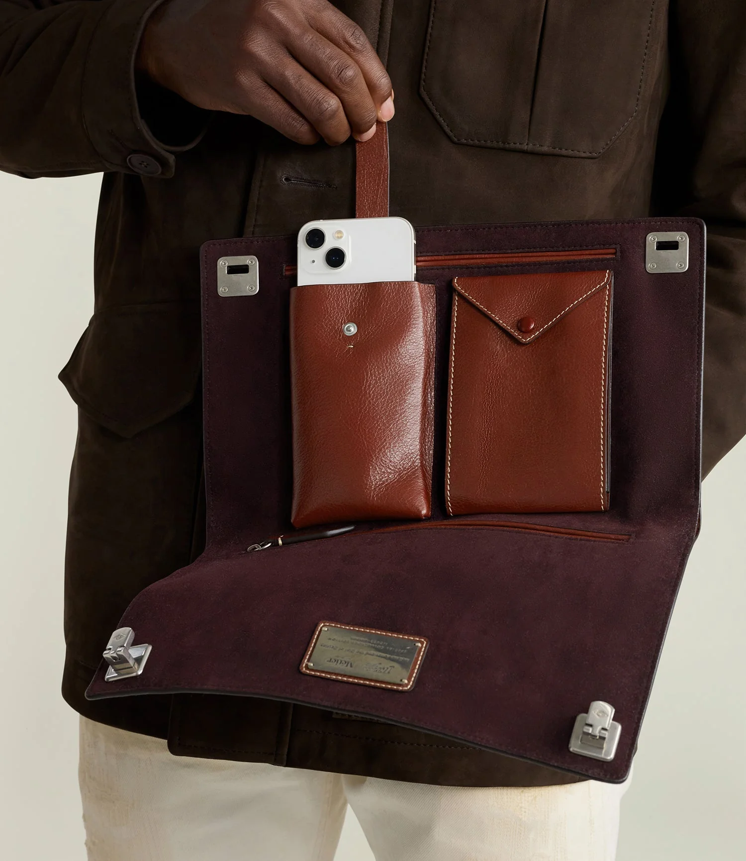 Metier - INDIANA JONES™ Runaway Marrakech Suede - Collector’s Edition 2/10 - Image 7