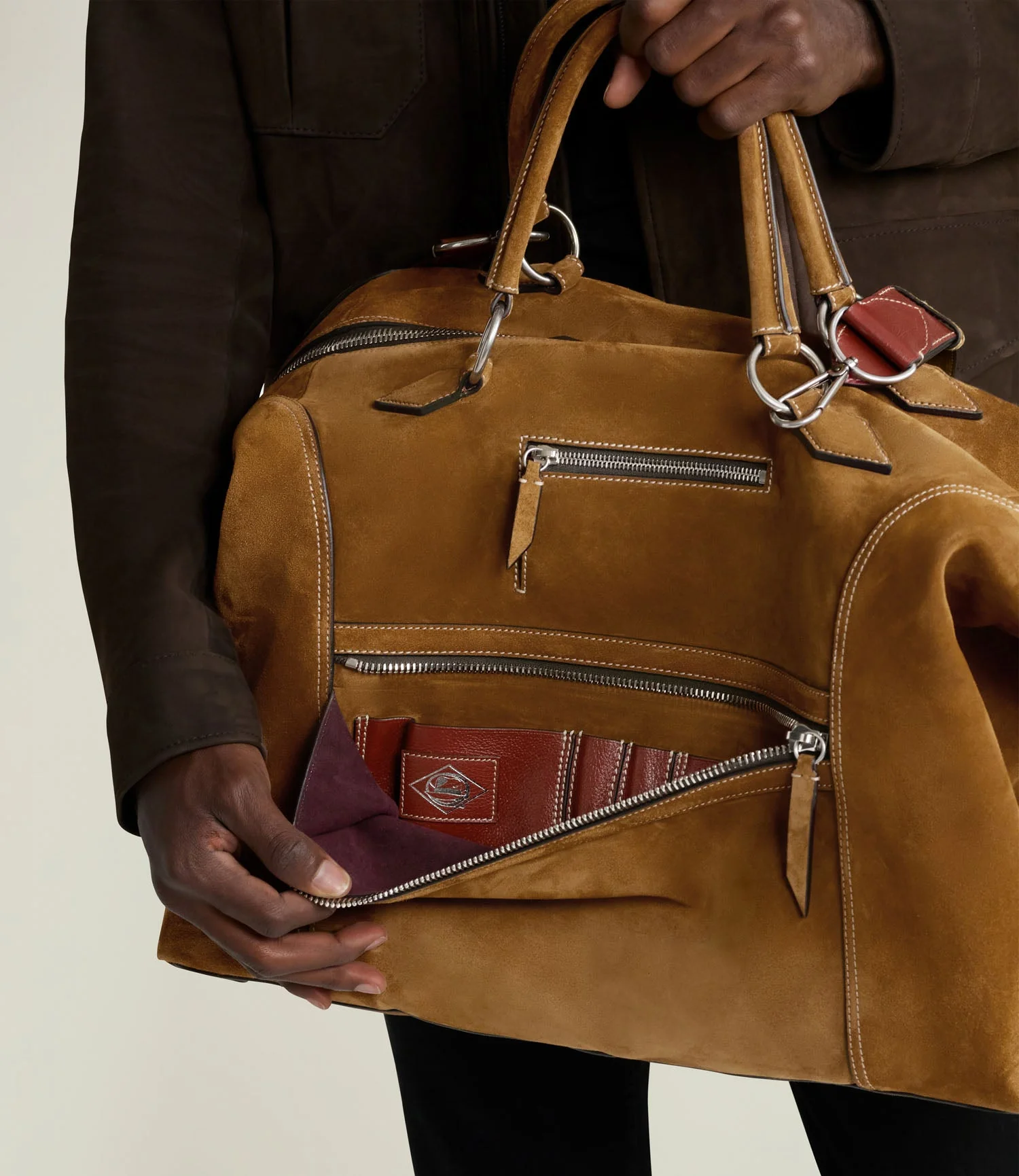 Metier - INDIANA JONES™ Vagabond Duffle Marrakech Suede - Collector’s Edition 5/10 - Image 9