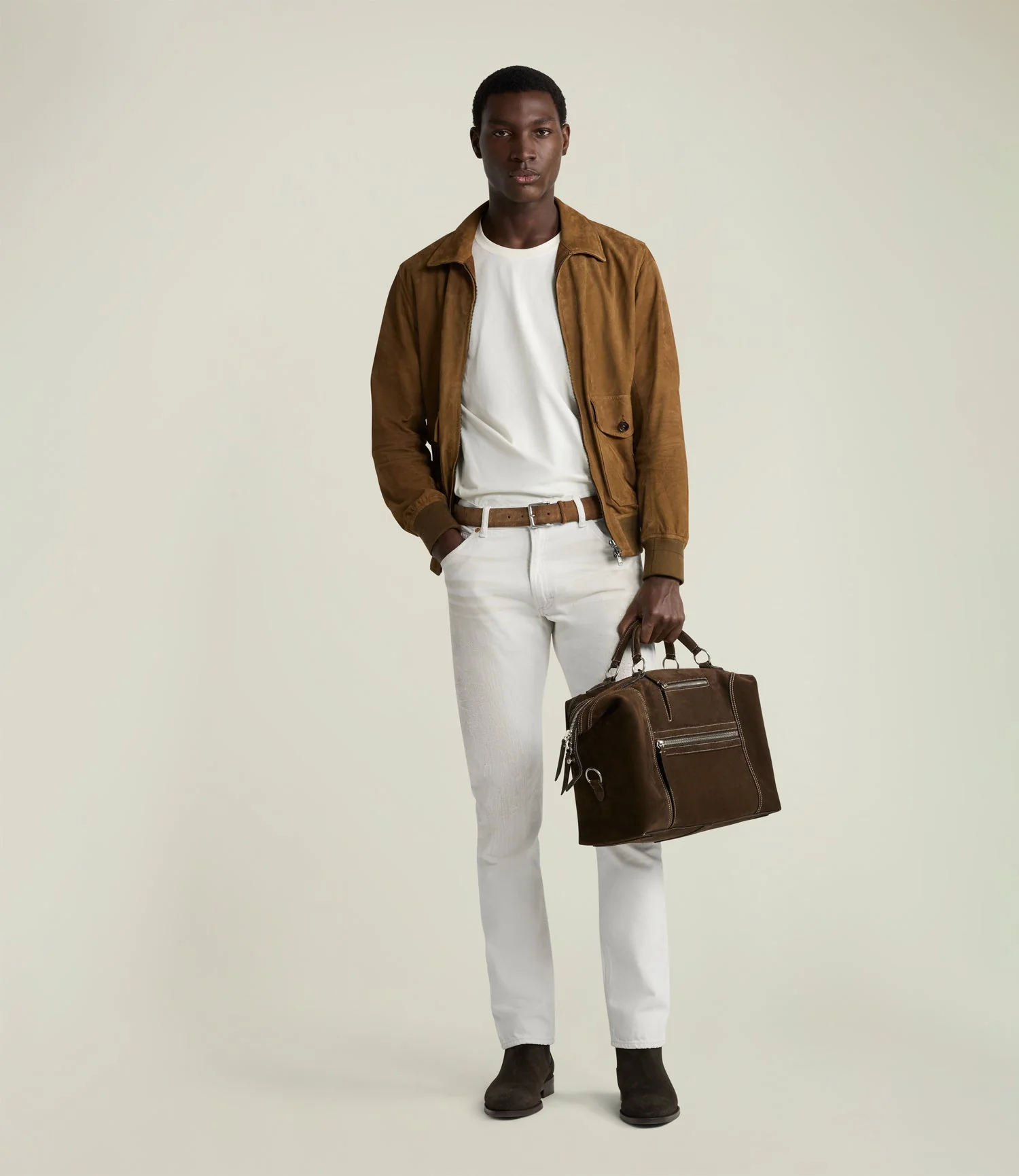 Metier - INDIANA JONES™ Vagabond Messenger Chocolate Suede - Image 8