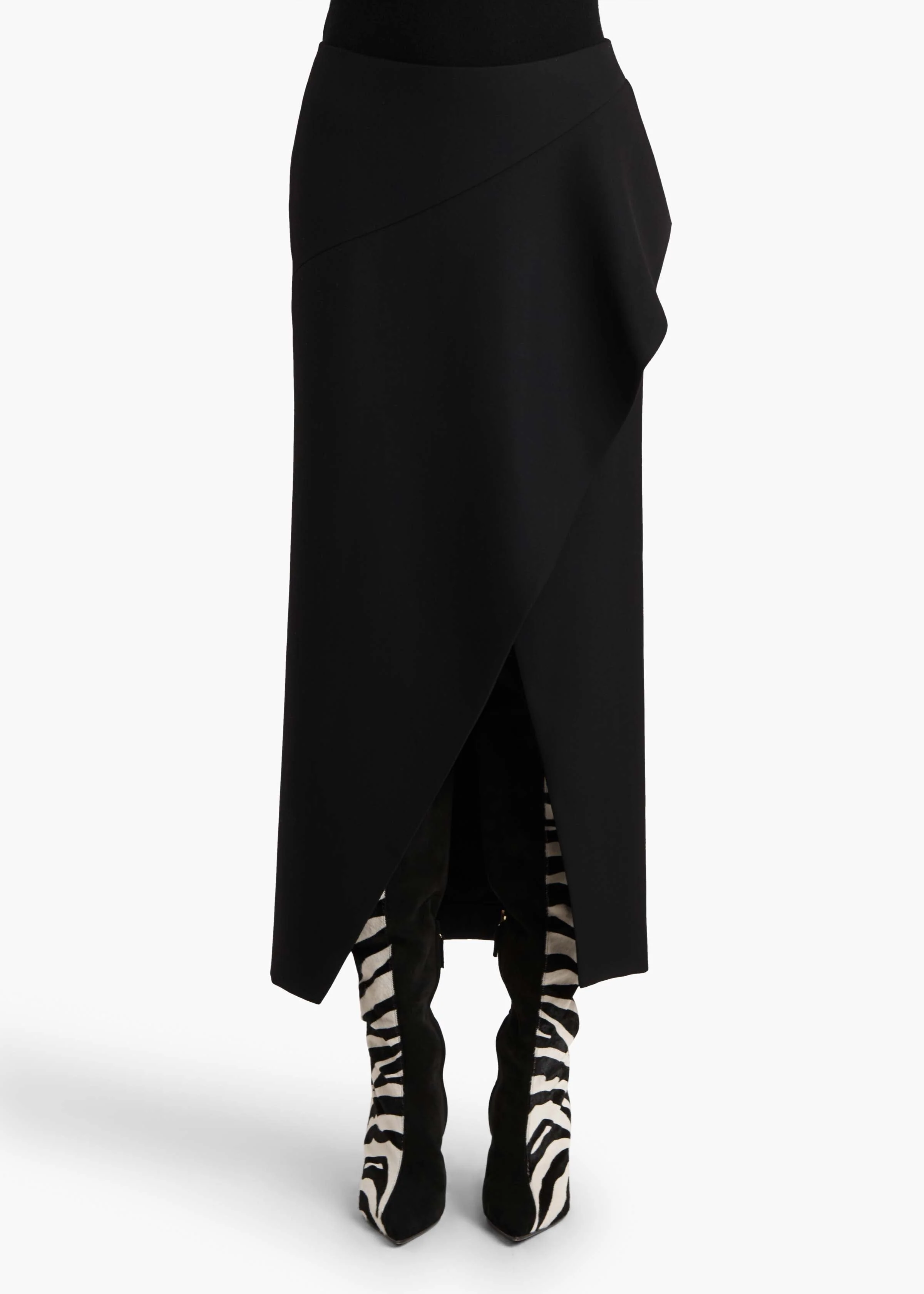 Khaite - Jaia Skirt in Black - Image 10