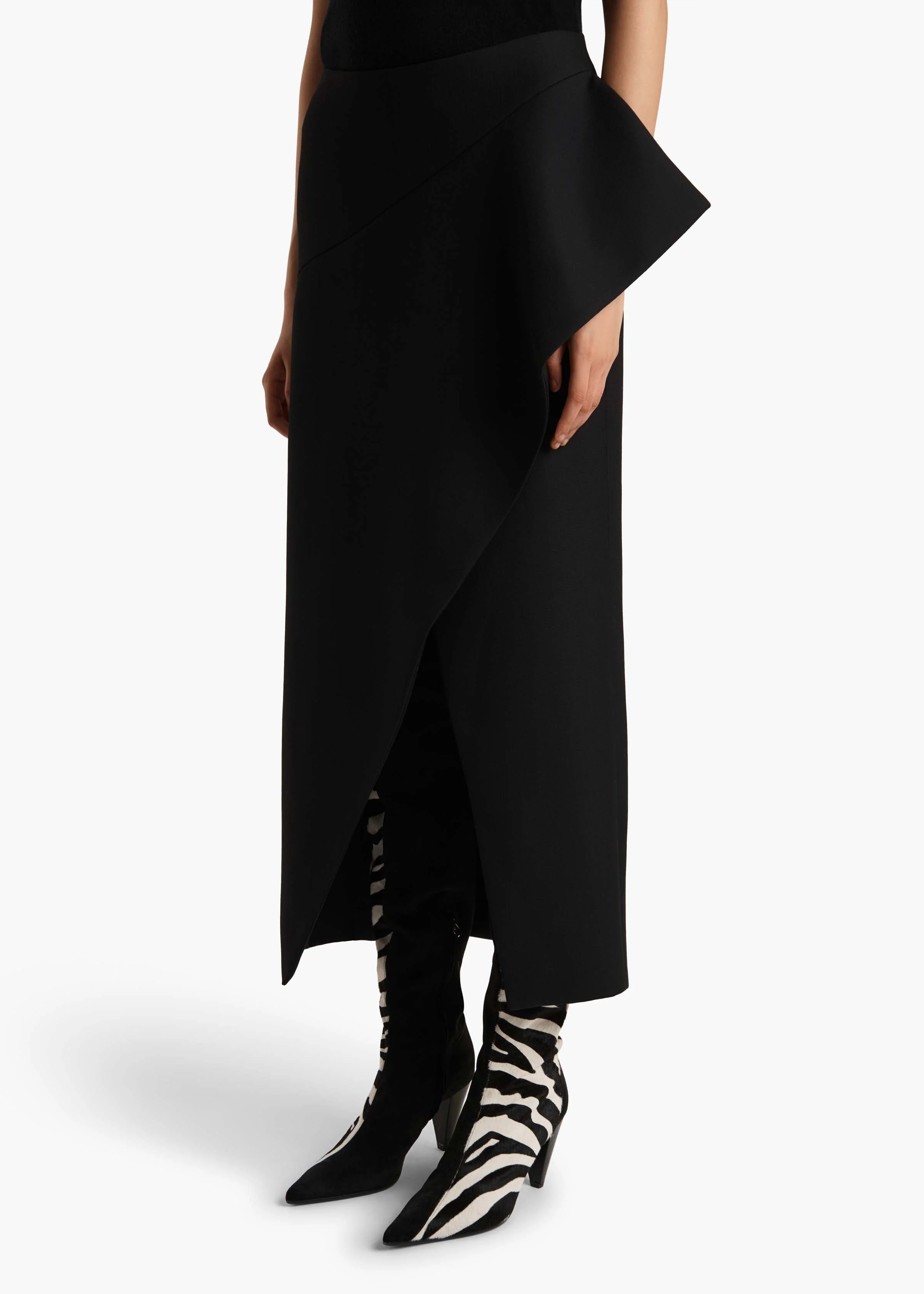 Khaite - Jaia Skirt in Black - Image 12