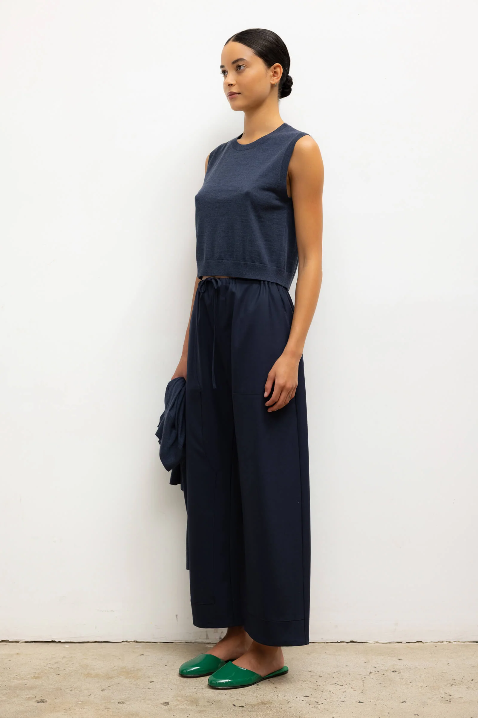 Leset - James Sleeveless Crew - Image 6