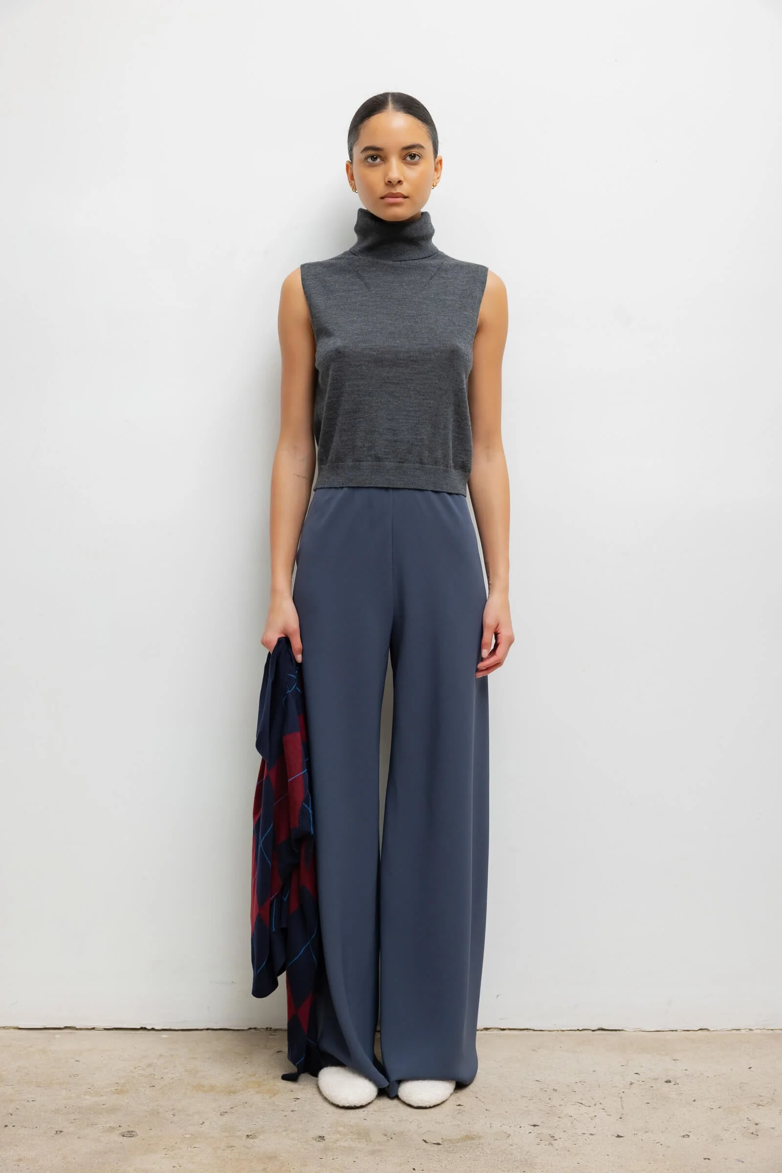 Leset - James Sleeveless Turtleneck - Image 3