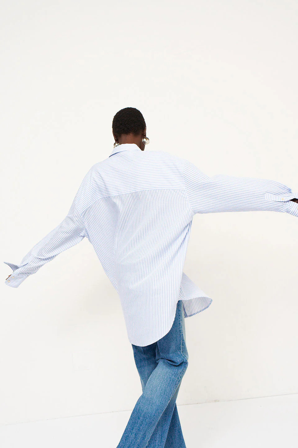 Jamie Haller - The Artist Shirt in Baby Blue Stripe - Image 7