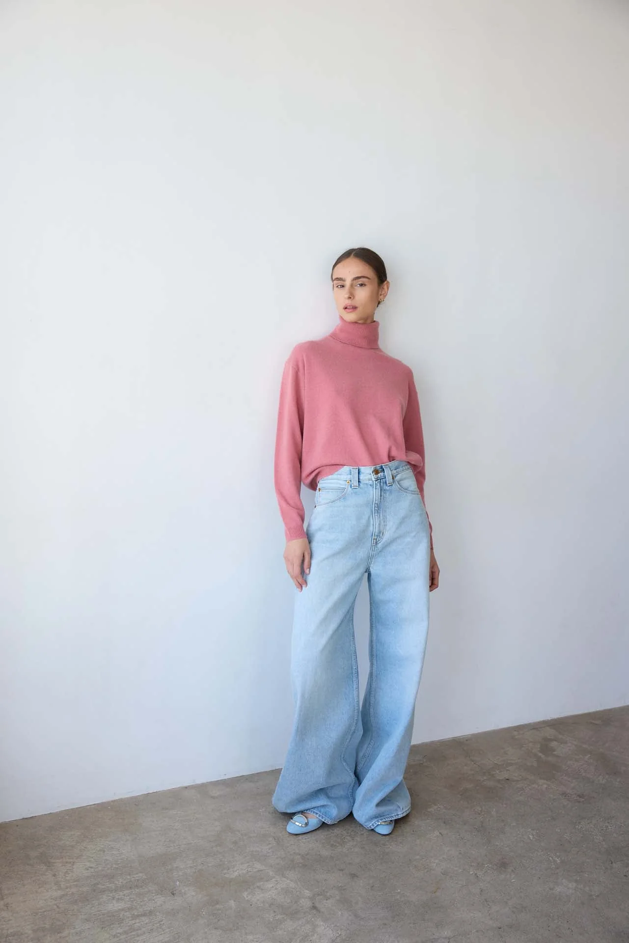 Jamie Haller - The Baggy Jean in Ice Indigo - Image 15