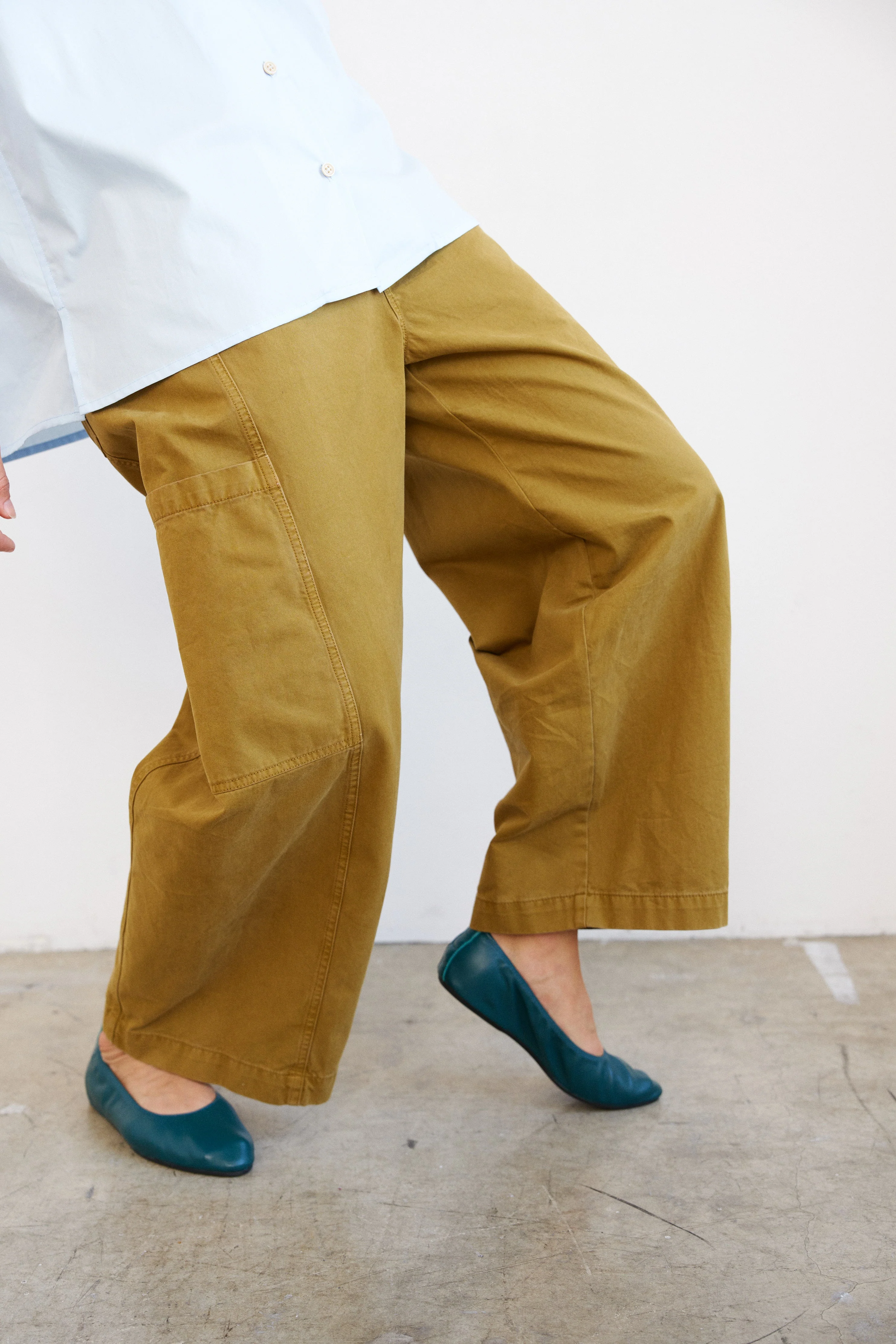 Jamie Haller - The Baggy Painter Crop in Avo - Image 15