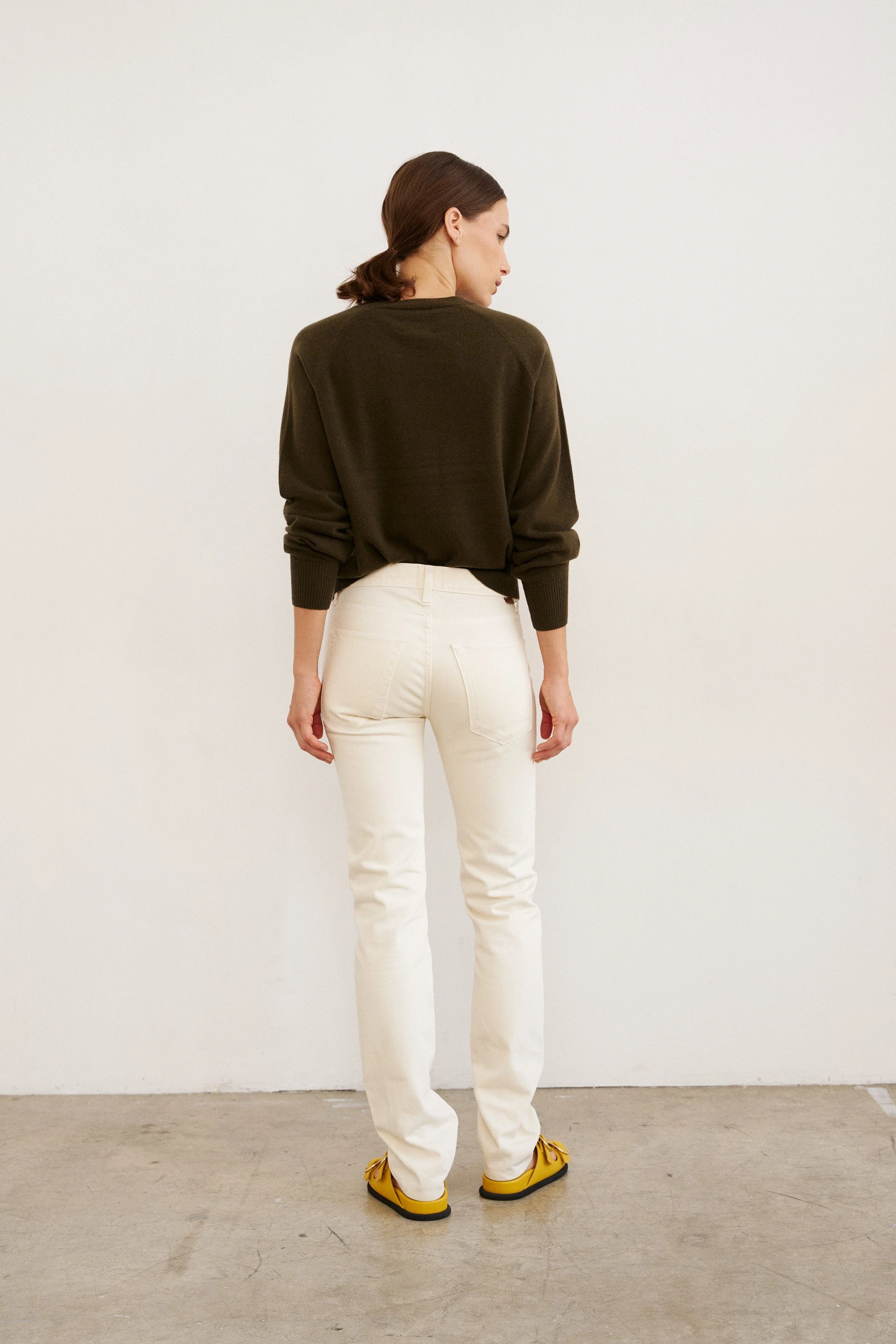 Jamie Haller - The Cashmere Crew in Loden - Image 4