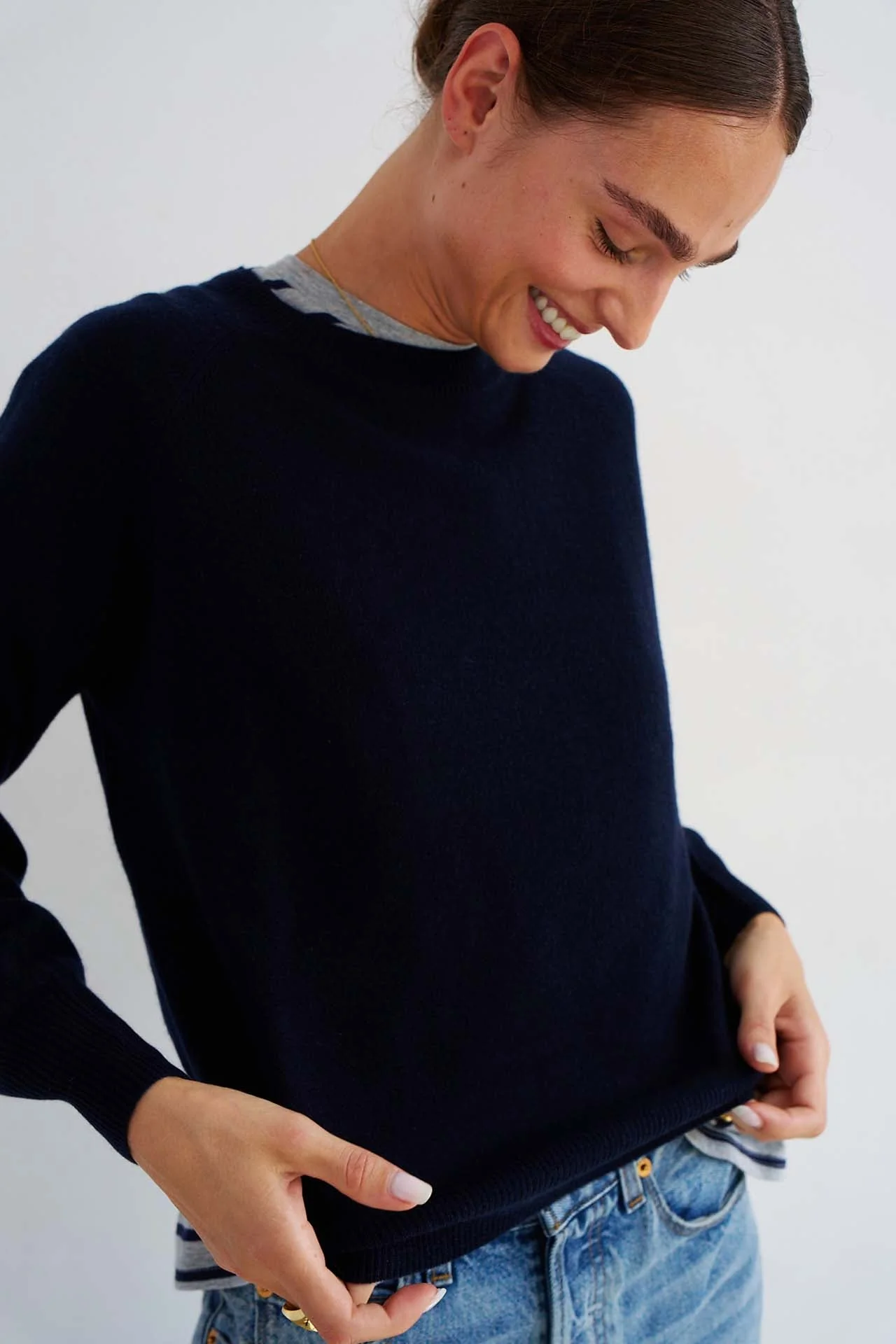 Jamie Haller - The Cashmere Crew in Navy - Image 7