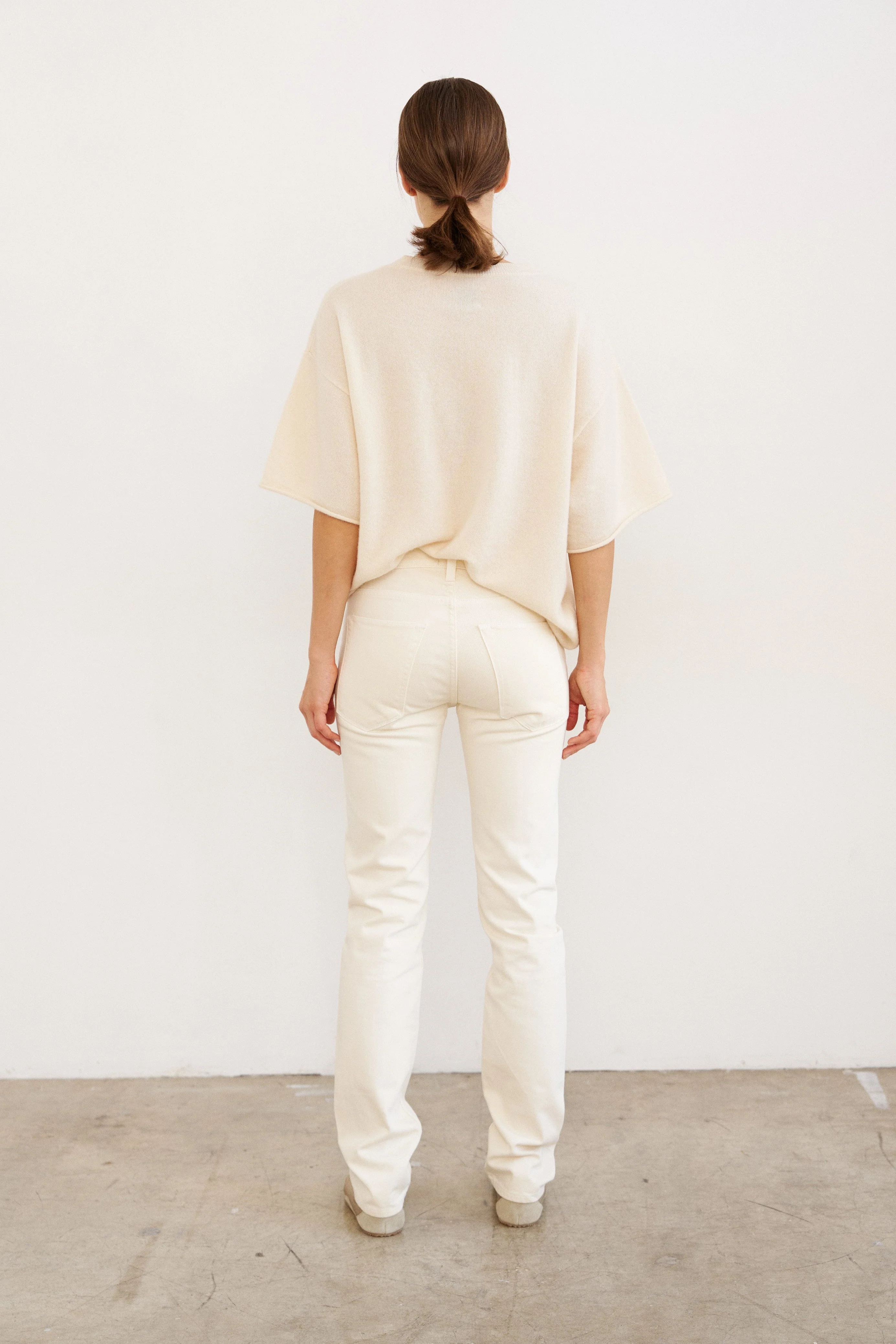 Jamie Haller - The Cashmere Tee in Creme - Image 5