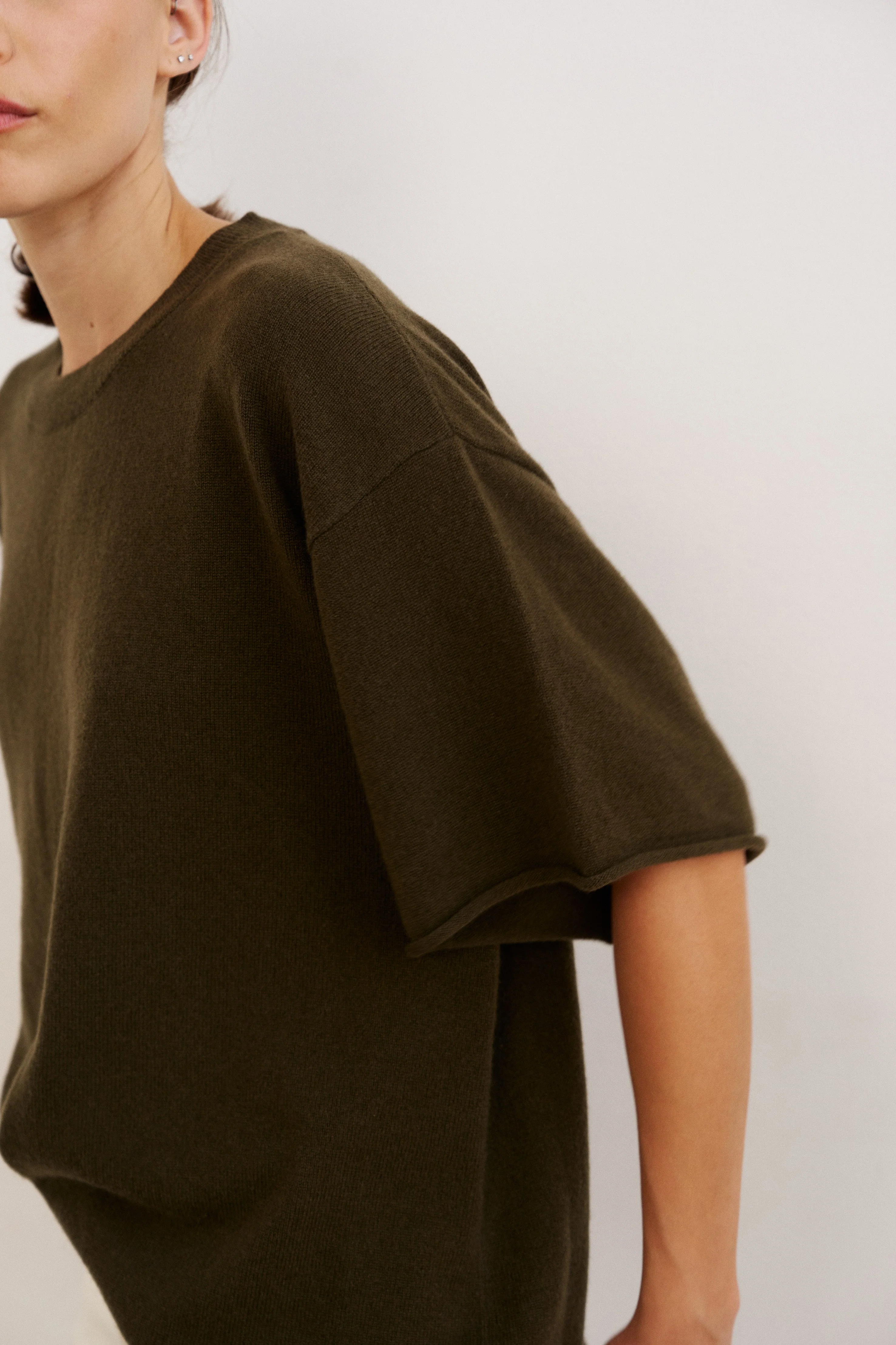 Jamie Haller - The Cashmere Tee in Loden - Image 5