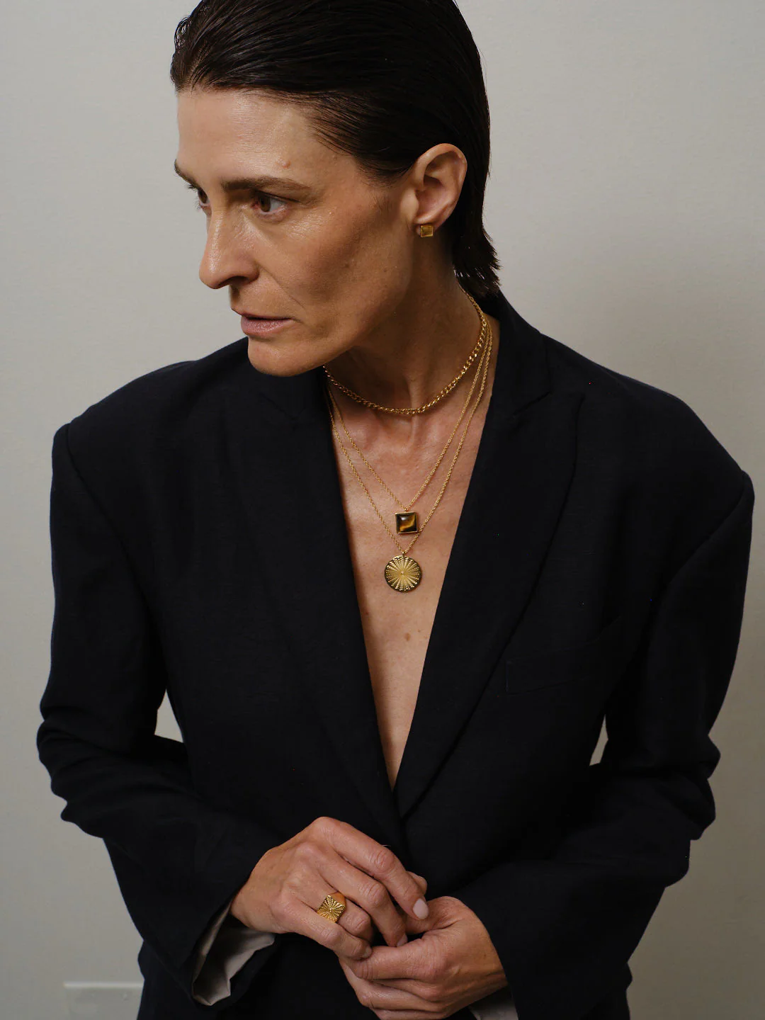 Jamie Haller - The Chaos Sunburst Necklace in Gold - Image 9