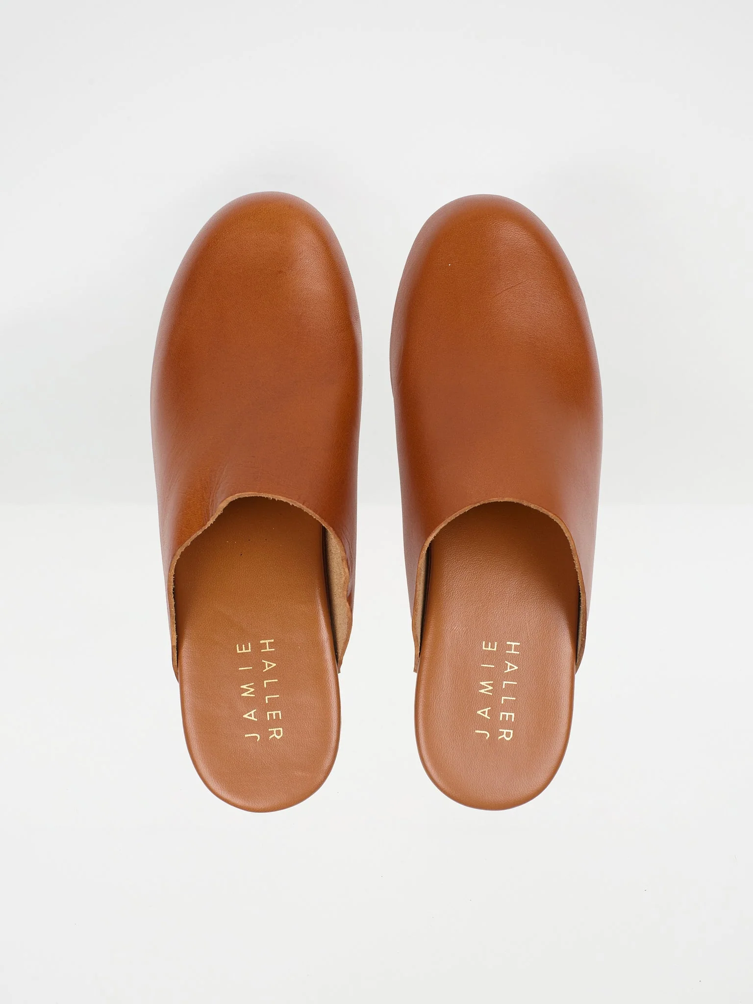Jamie Haller - The Clog in Cognac - Image 5