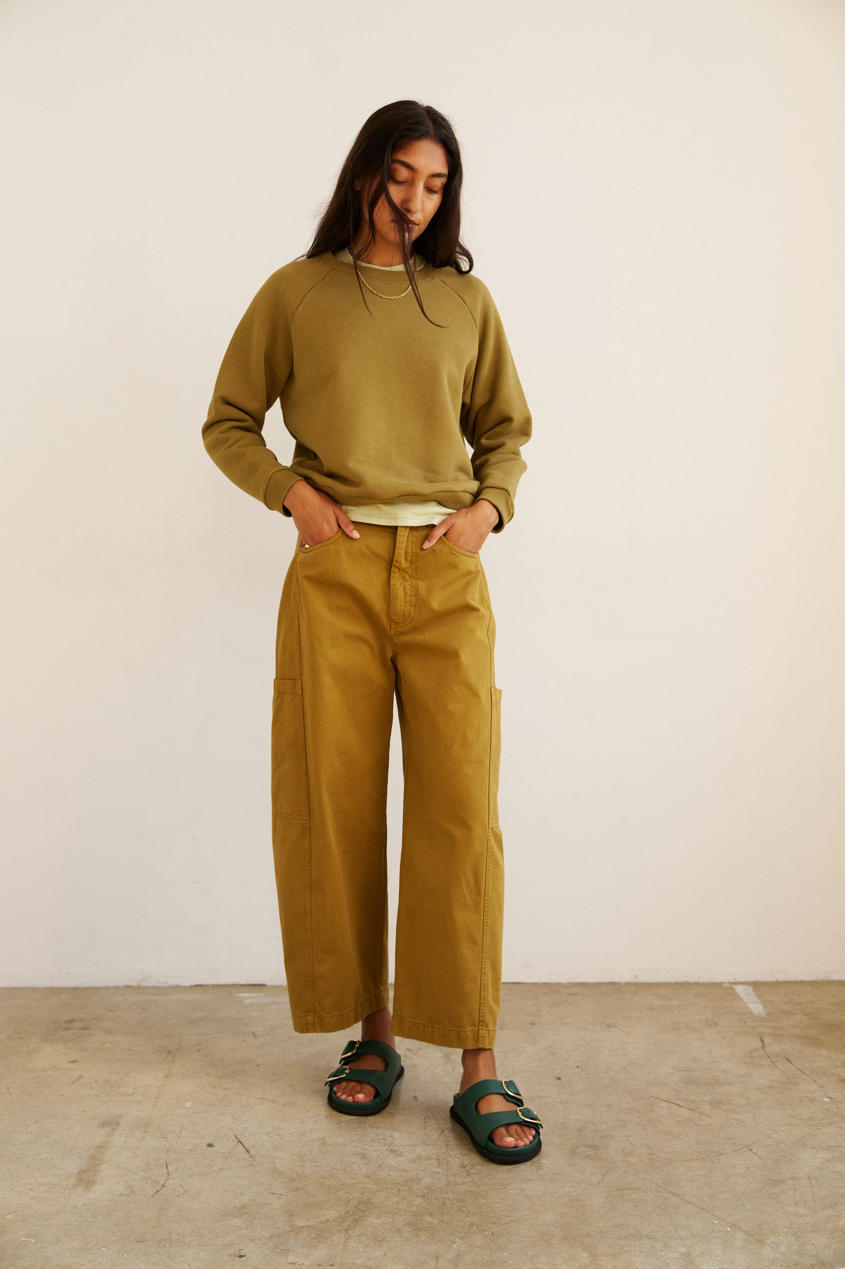 Jamie Haller - The Daily Sweatshirt in Avo - Image 11