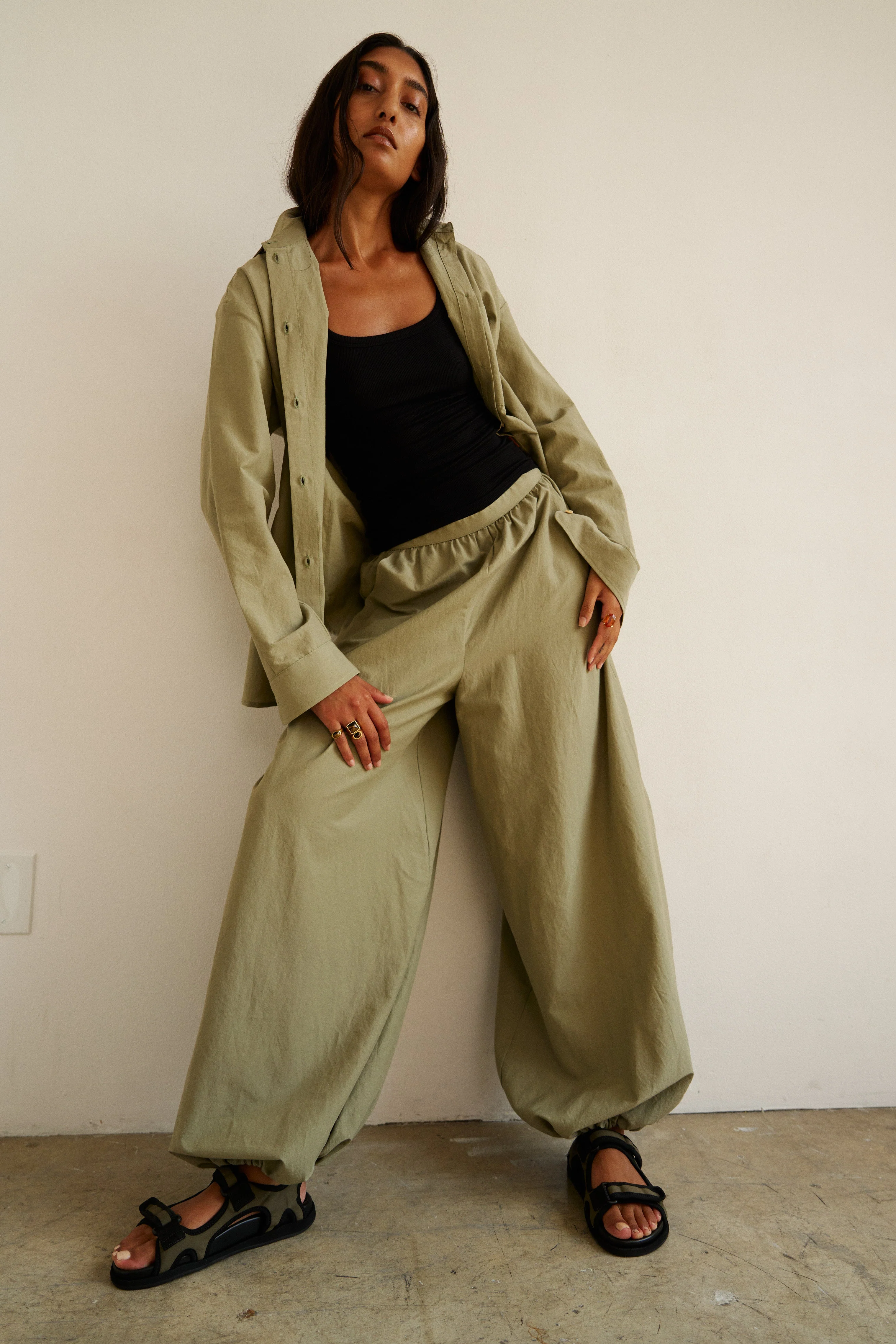 Jamie Haller - The Essential Shirt in Eucalyptus - Image 5