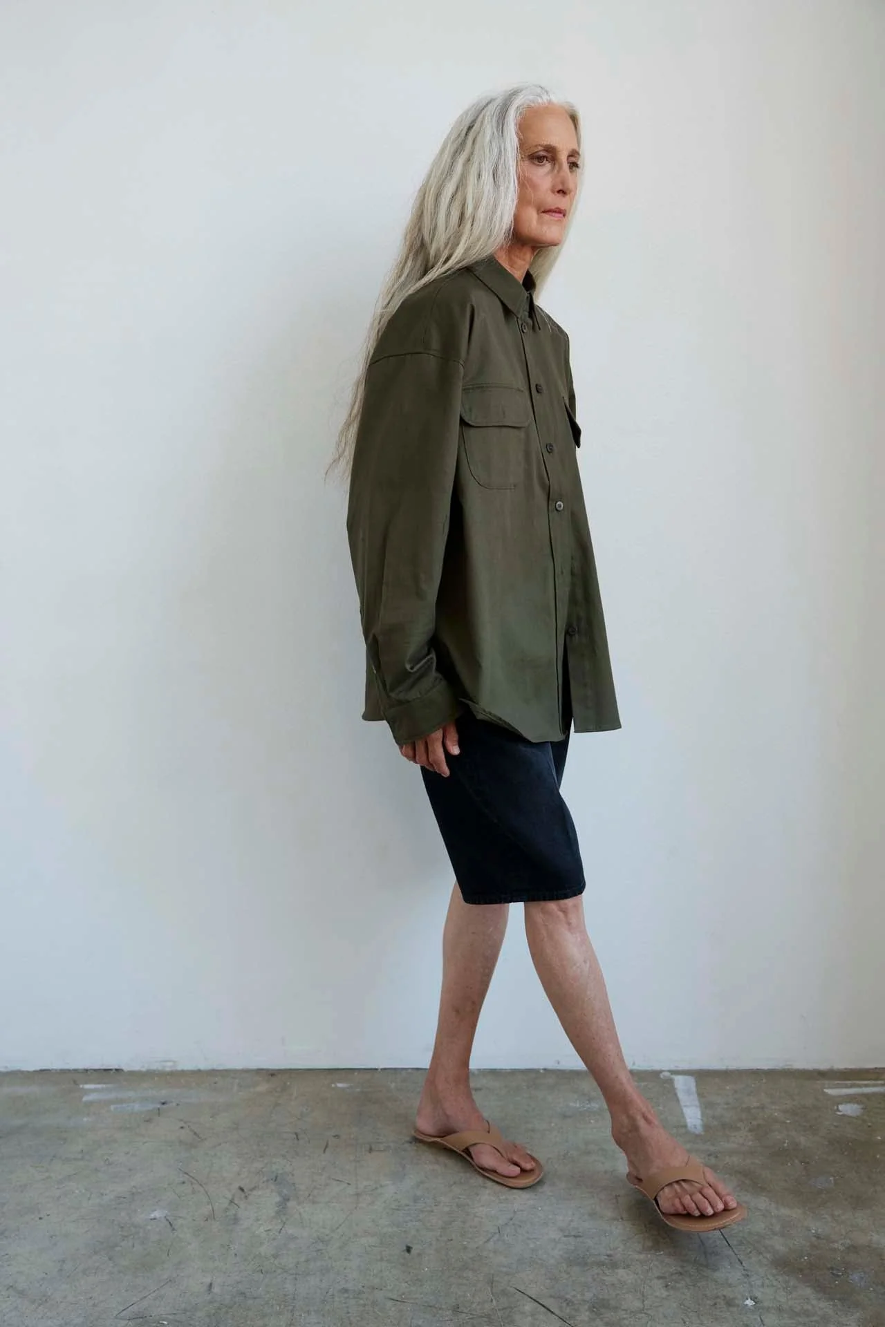 Jamie Haller - The Finished Hem Short in Washed Black - Image 14