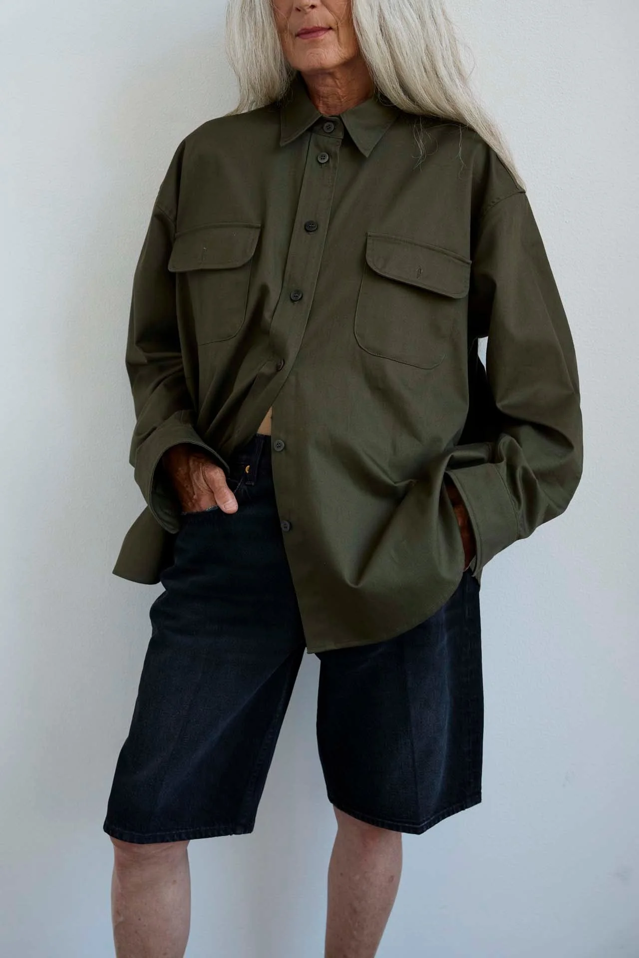 Jamie Haller - The Finished Hem Short in Washed Black - Image 15