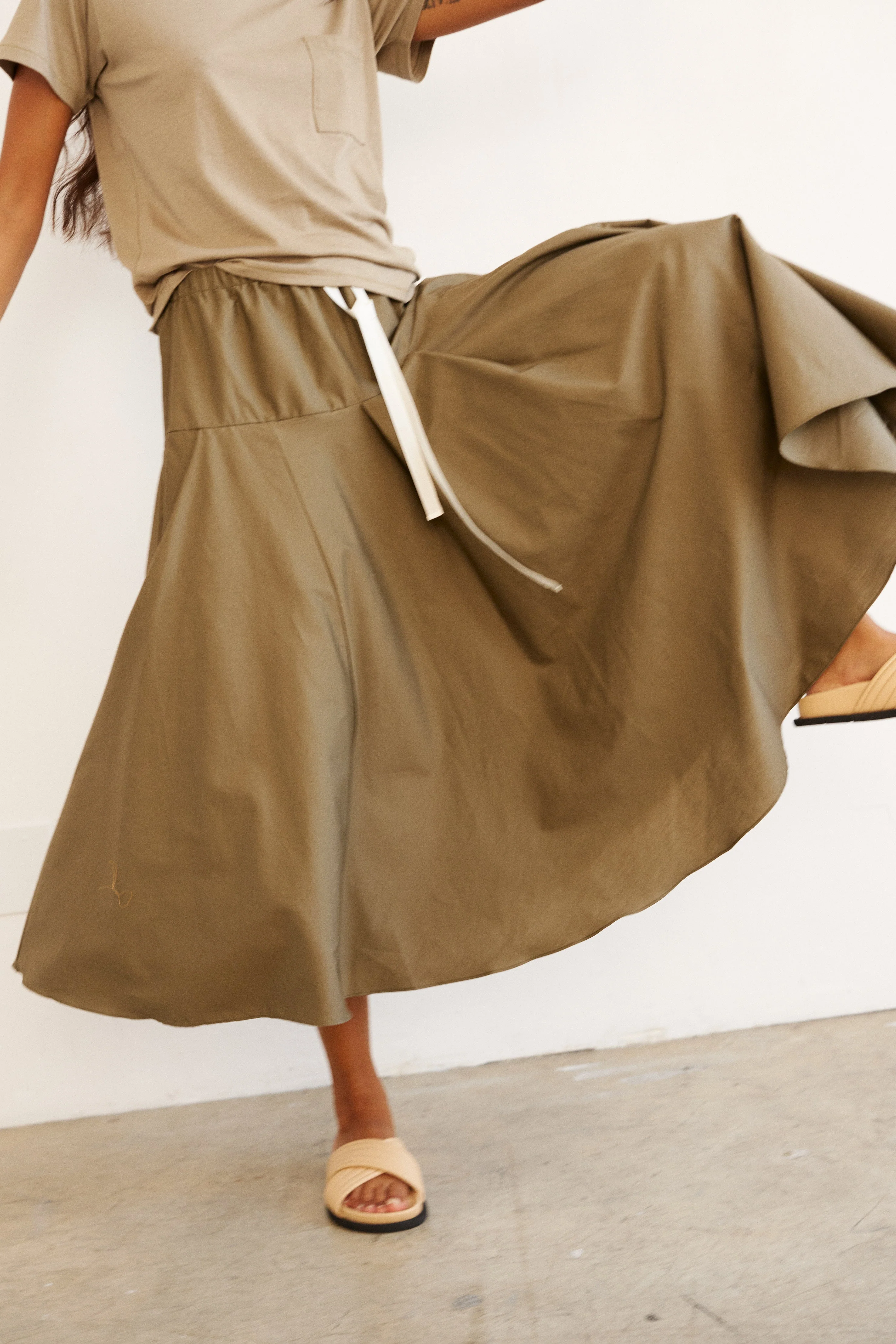 Jamie Haller - The Italian Summer Skirt in Taupe - Image 4