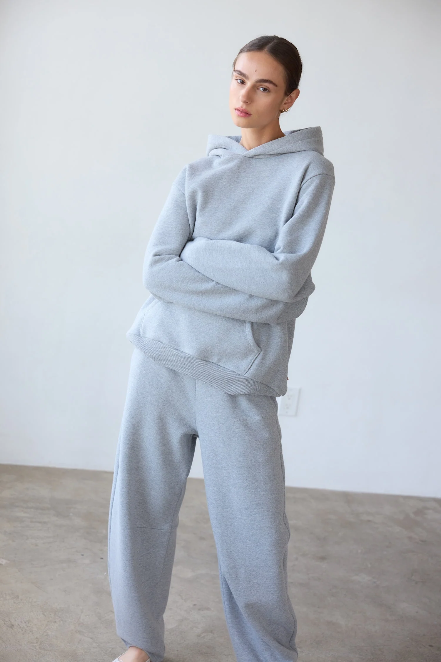 Jamie Haller - The Pullover Hoodie in Heather Grey - Image 5