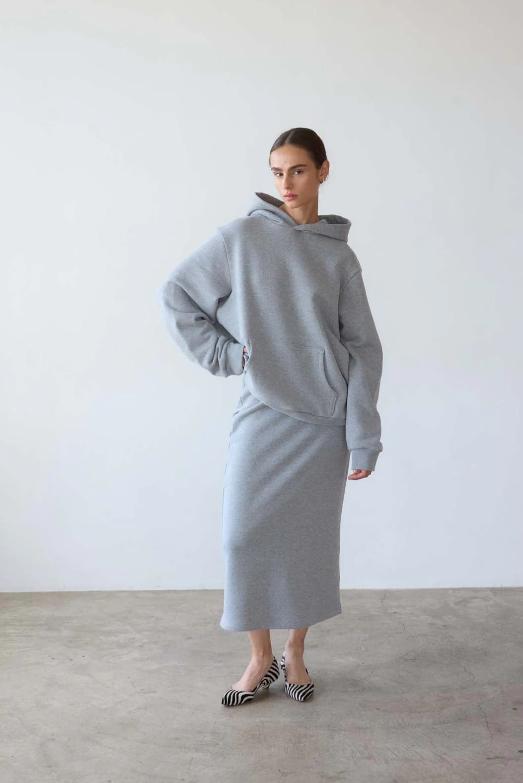 Jamie Haller - The Sweatshirt Skirt in Heather Grey - Image 3