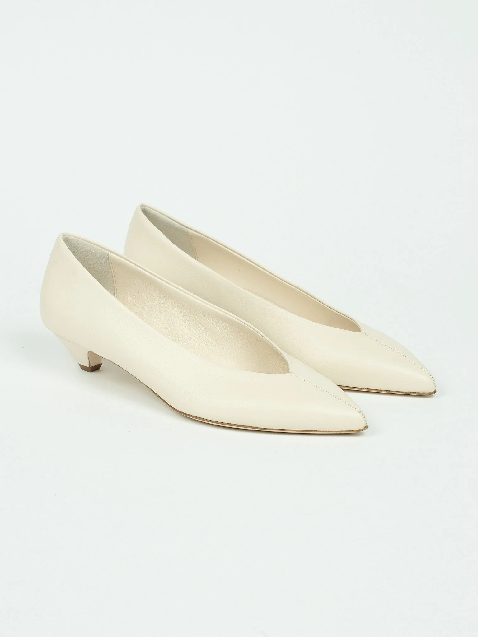 Jamie Haller - The Trap Pump in Latte - Image 5