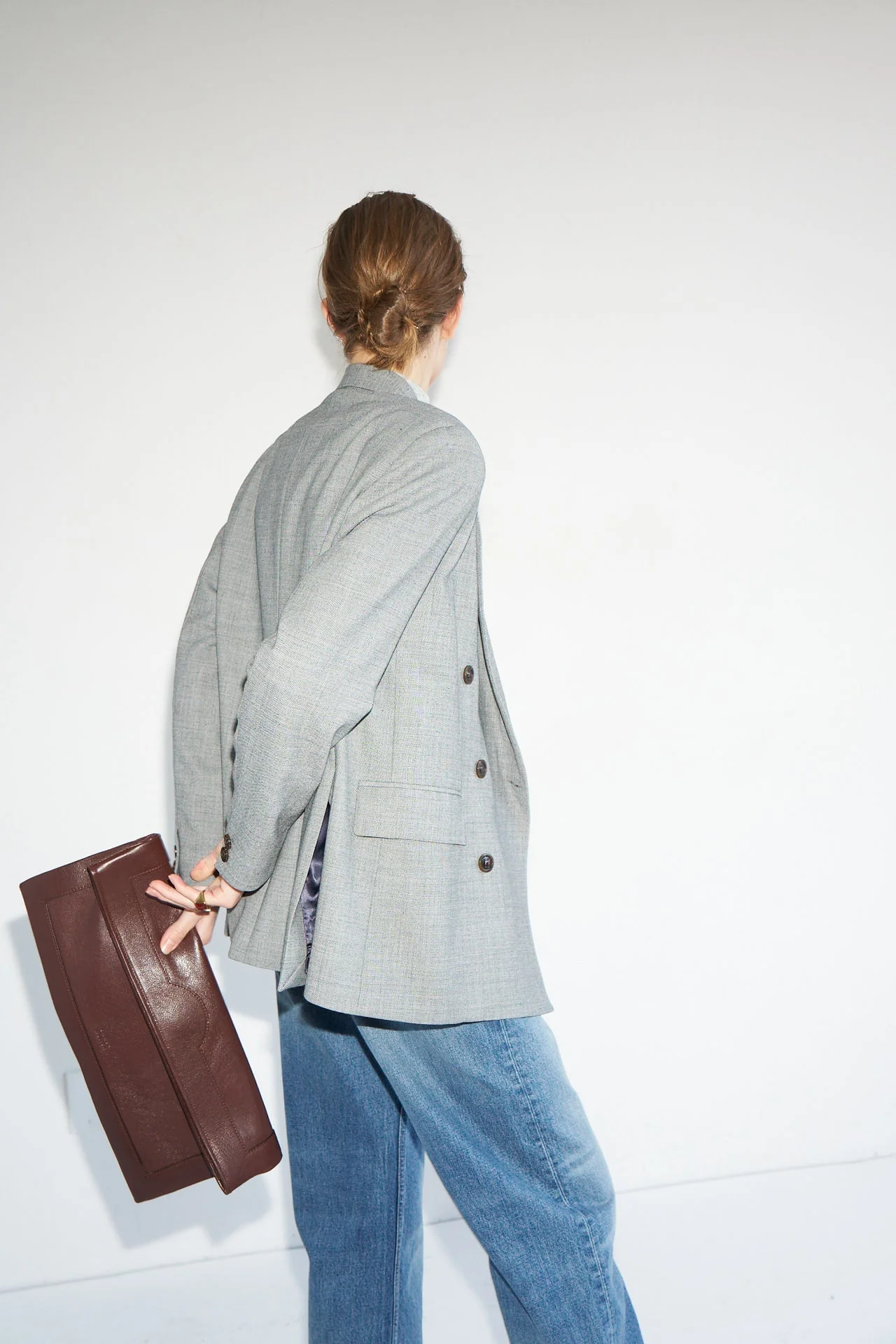 Jamie Haller - The V Fave Cashmere Sweater in Navy - Image 11
