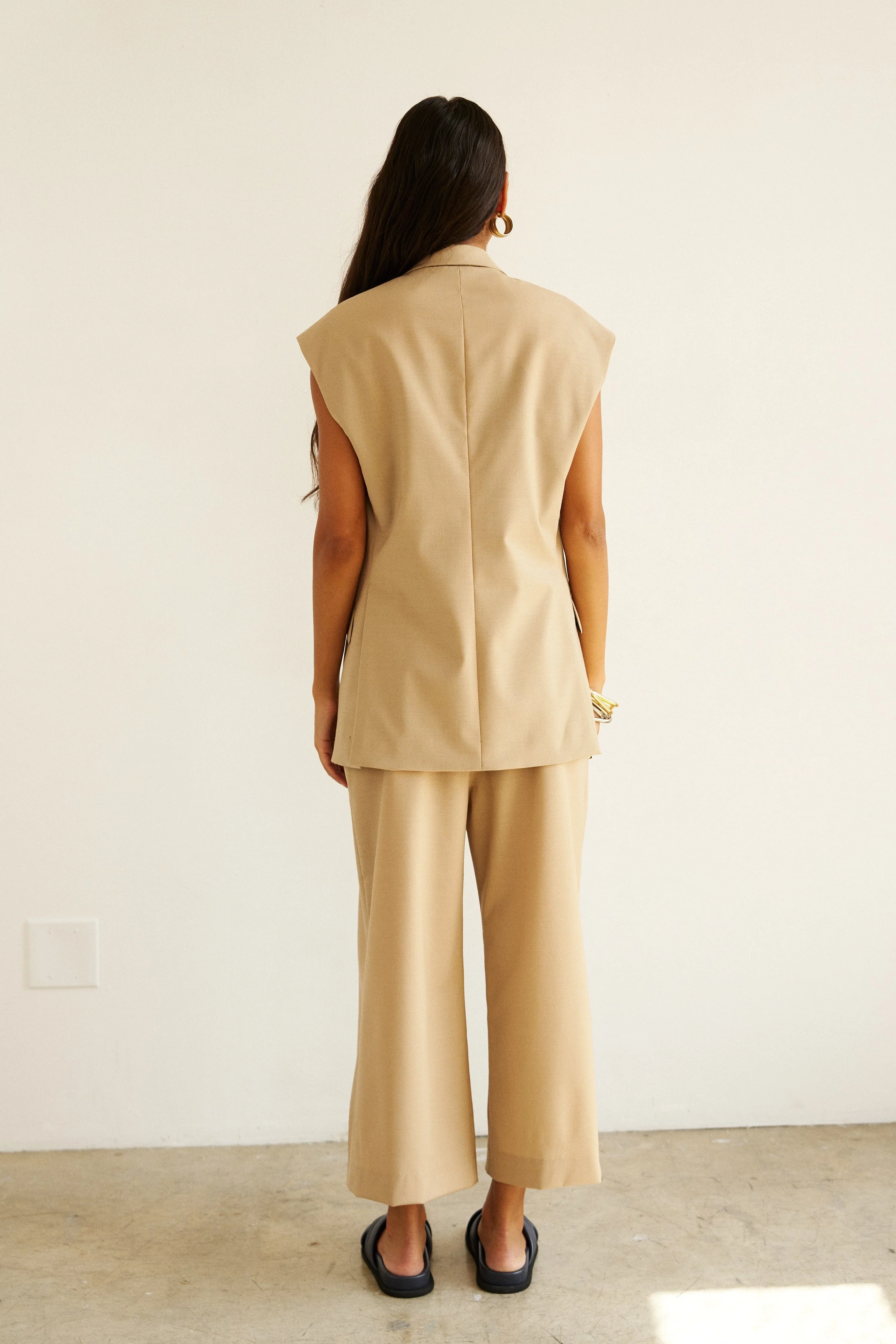 Jamie Haller - The Vested Blazer in Tan - Image 5