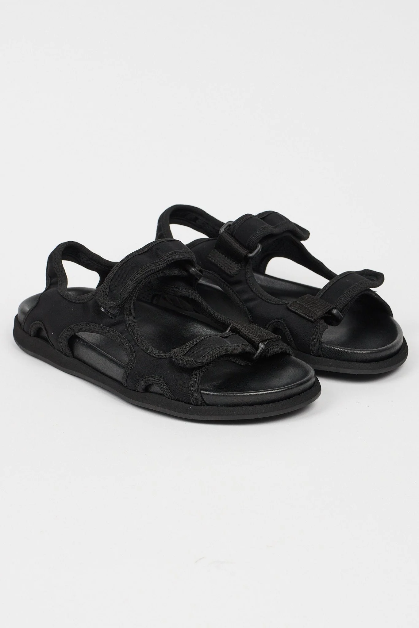 Jamie Haller - The Walking Sandal Sneaker in Black - Image 2