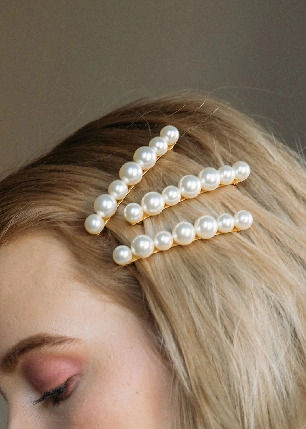 Jennifer Behr - Gretel Pearl Barrette - Image 4
