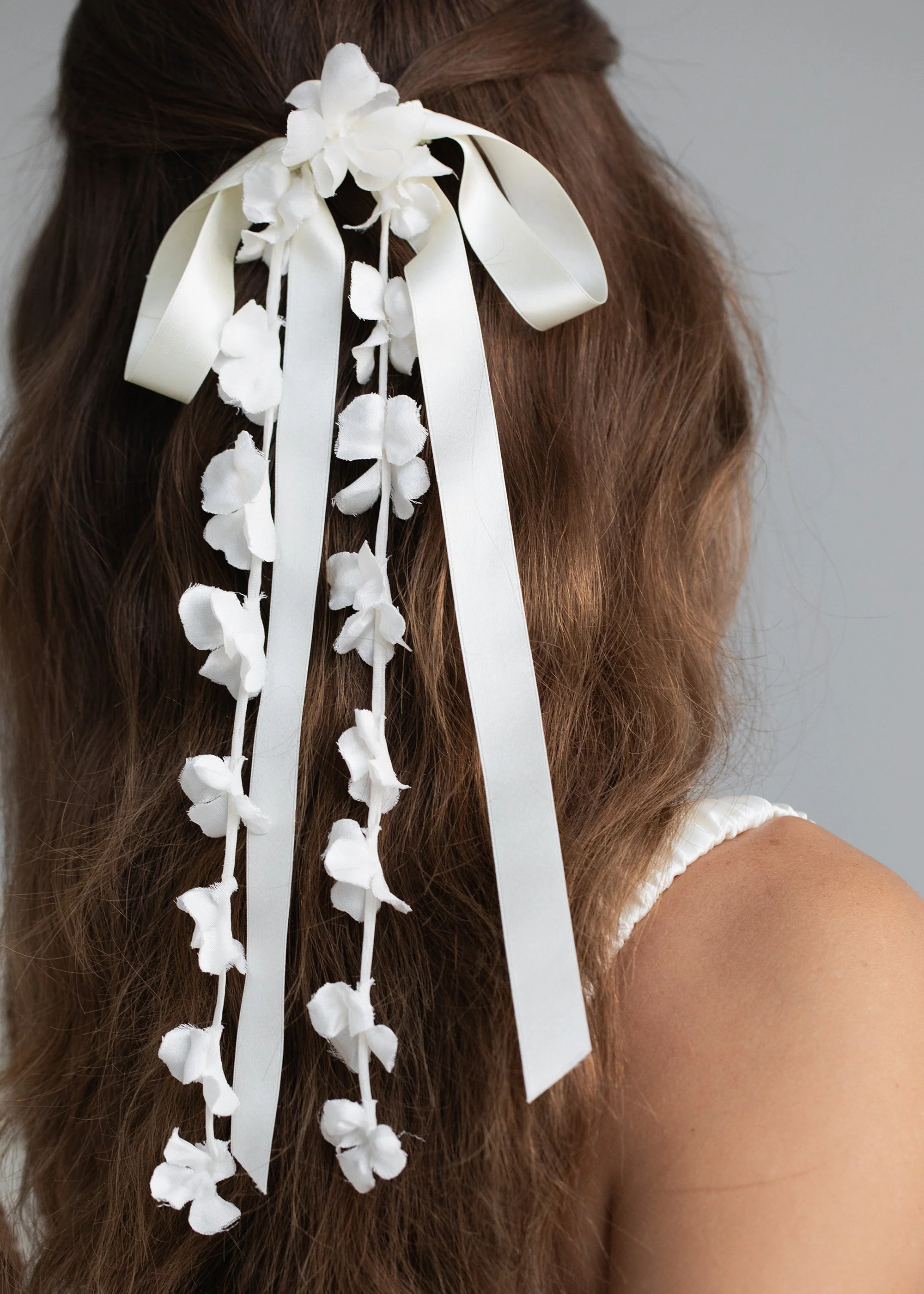 Jennifer Behr - Juliet Bow Barrette - Image 4