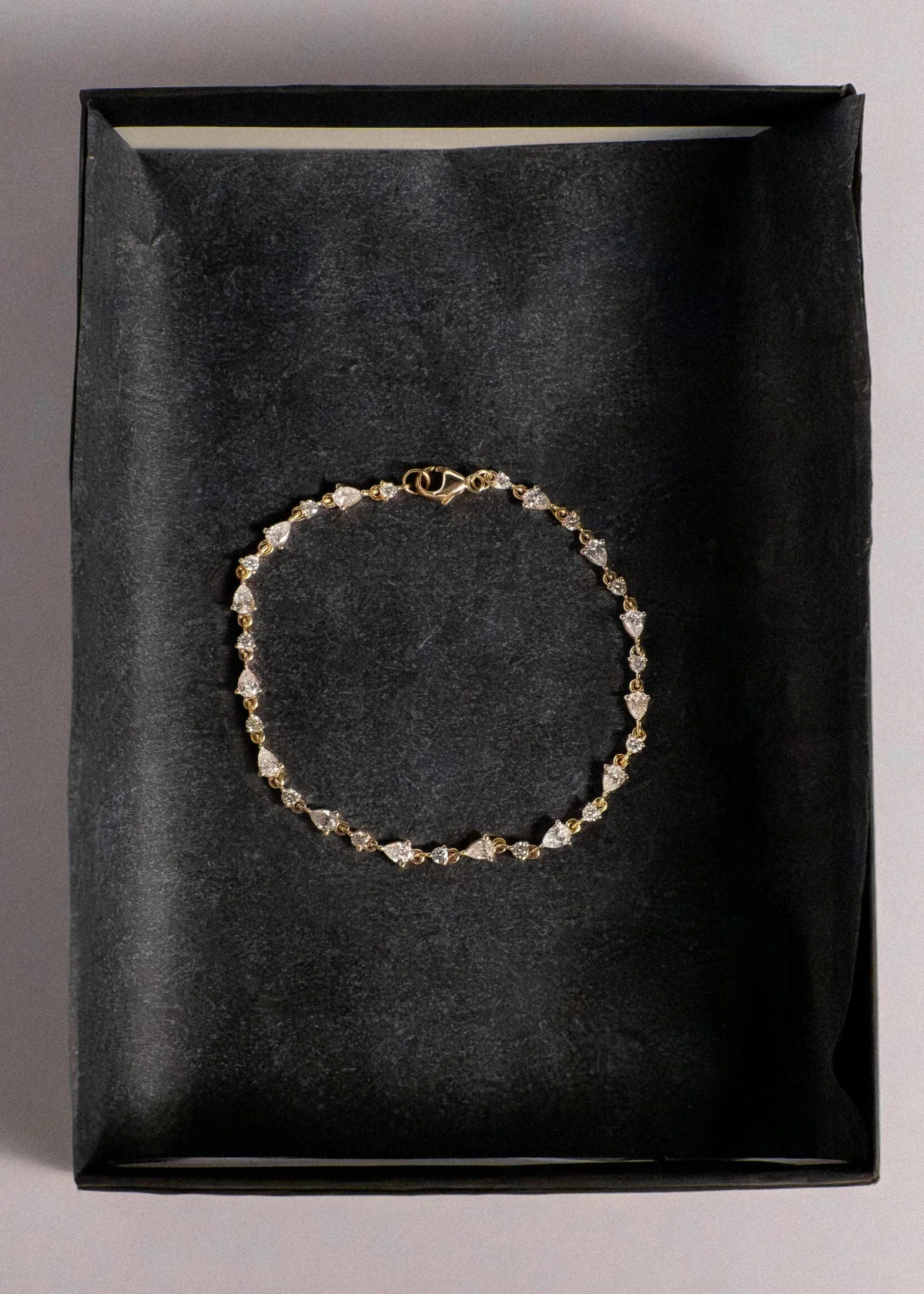 Kinn - Juliette Diamond Row Bracelet Yellow Gold - Image 3