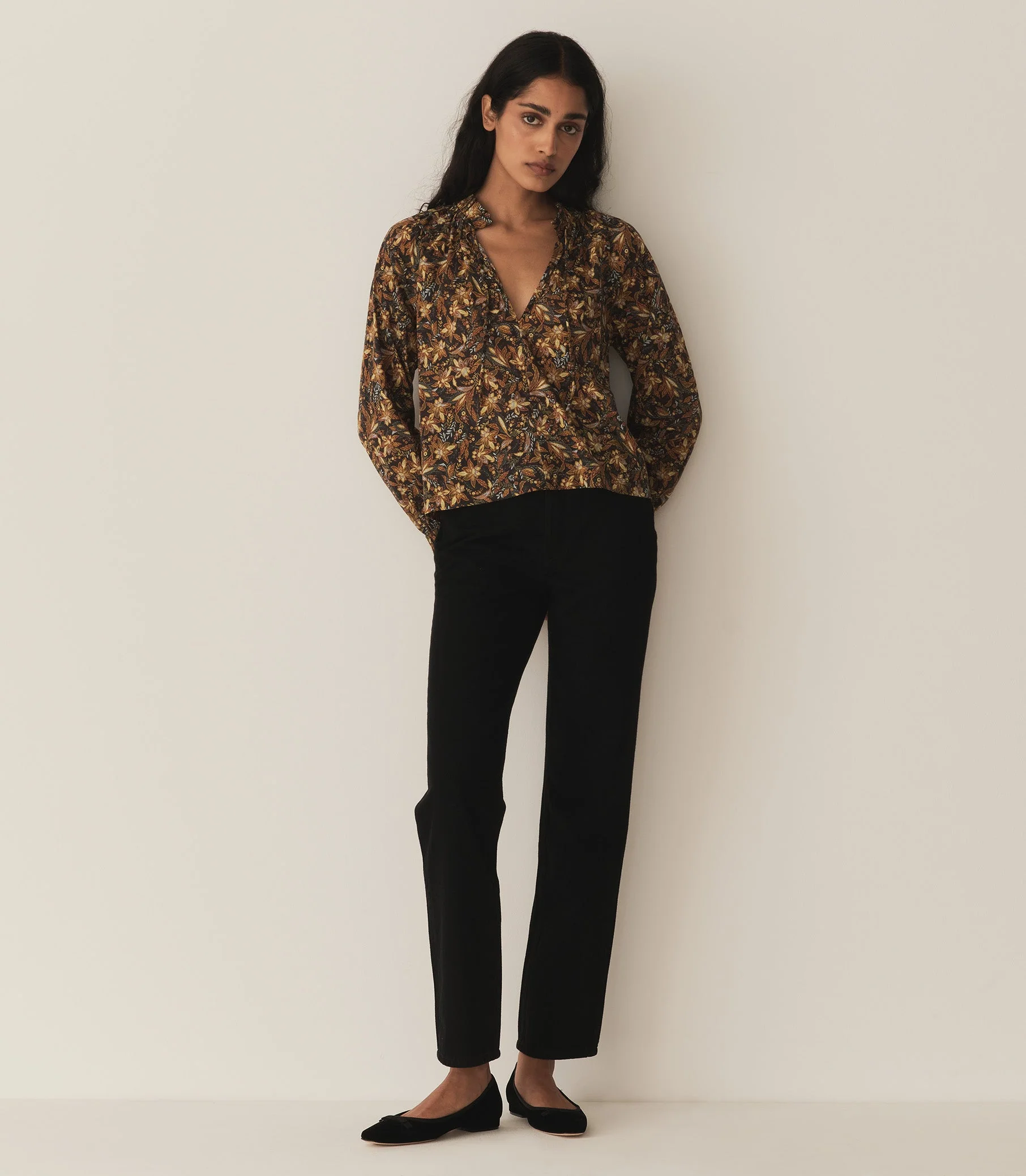 DÔEN - JUNA TOP -- NOIR NARCISSUS FLORAL - Image 3