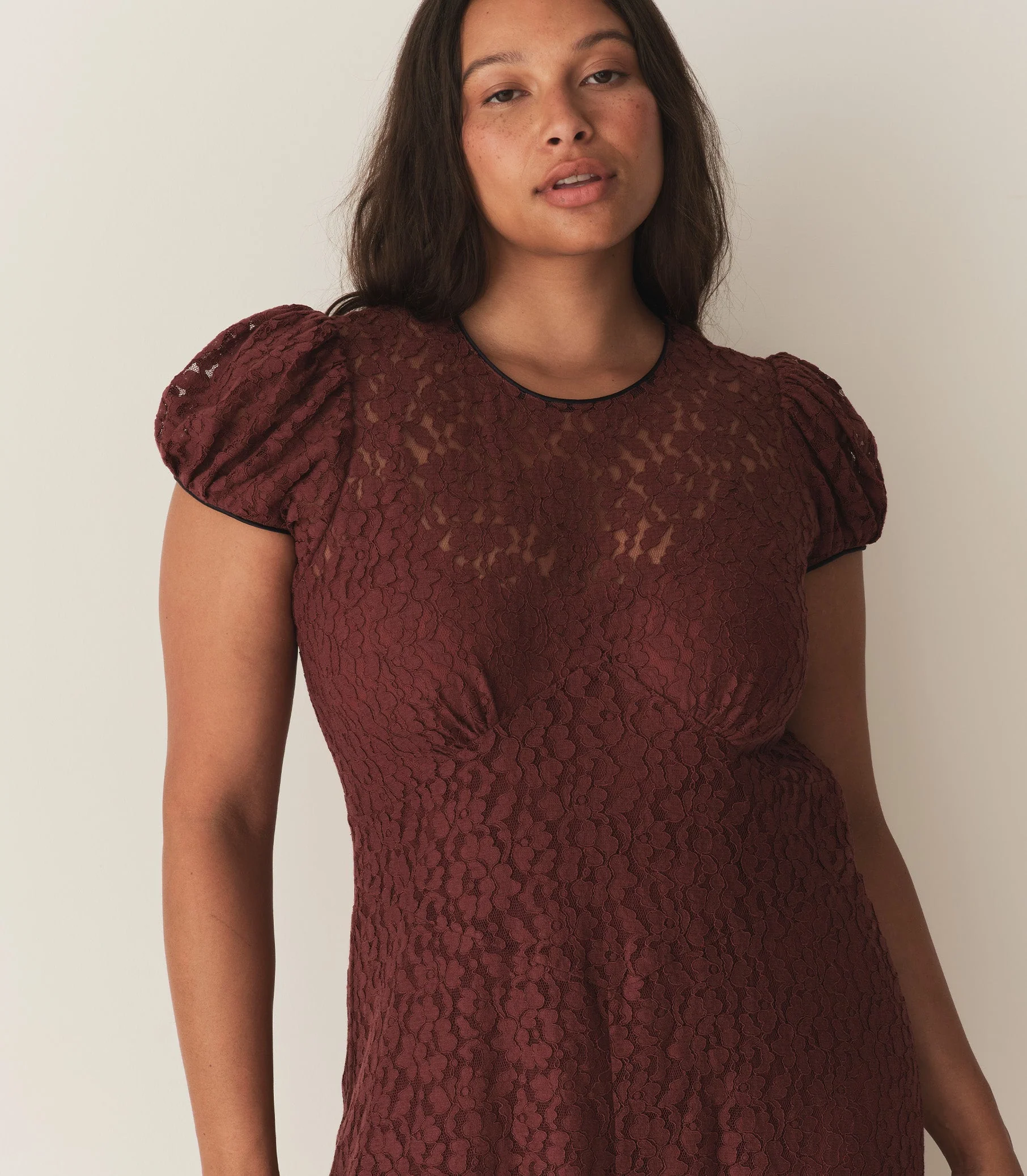 DÔEN - KATARINA DRESS -- BLACK CHERRY - Image 2