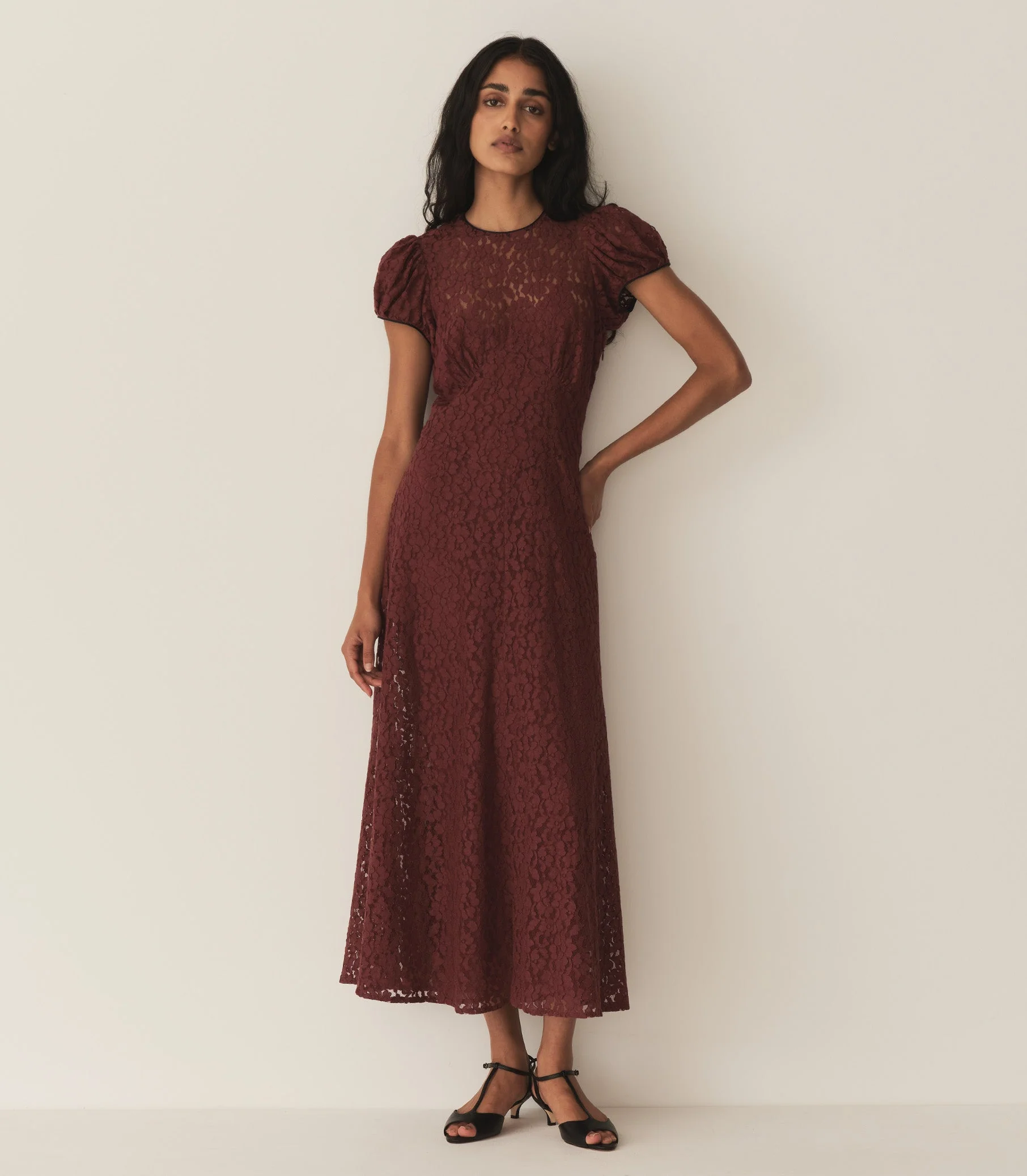DÔEN - KATARINA DRESS -- BLACK CHERRY - Image 4
