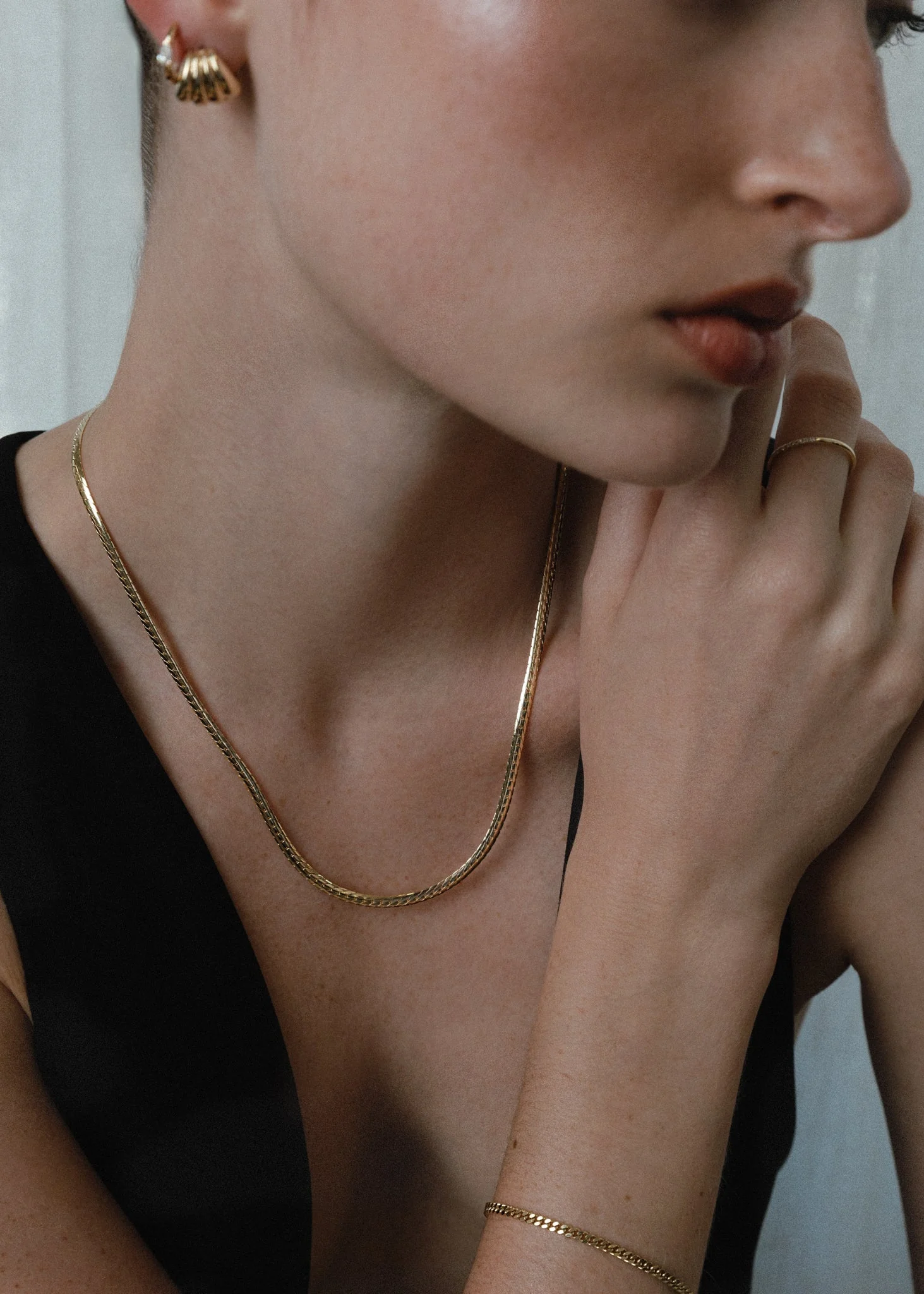 Kinn - Kennedy Herringbone Chain Necklace - Image 2