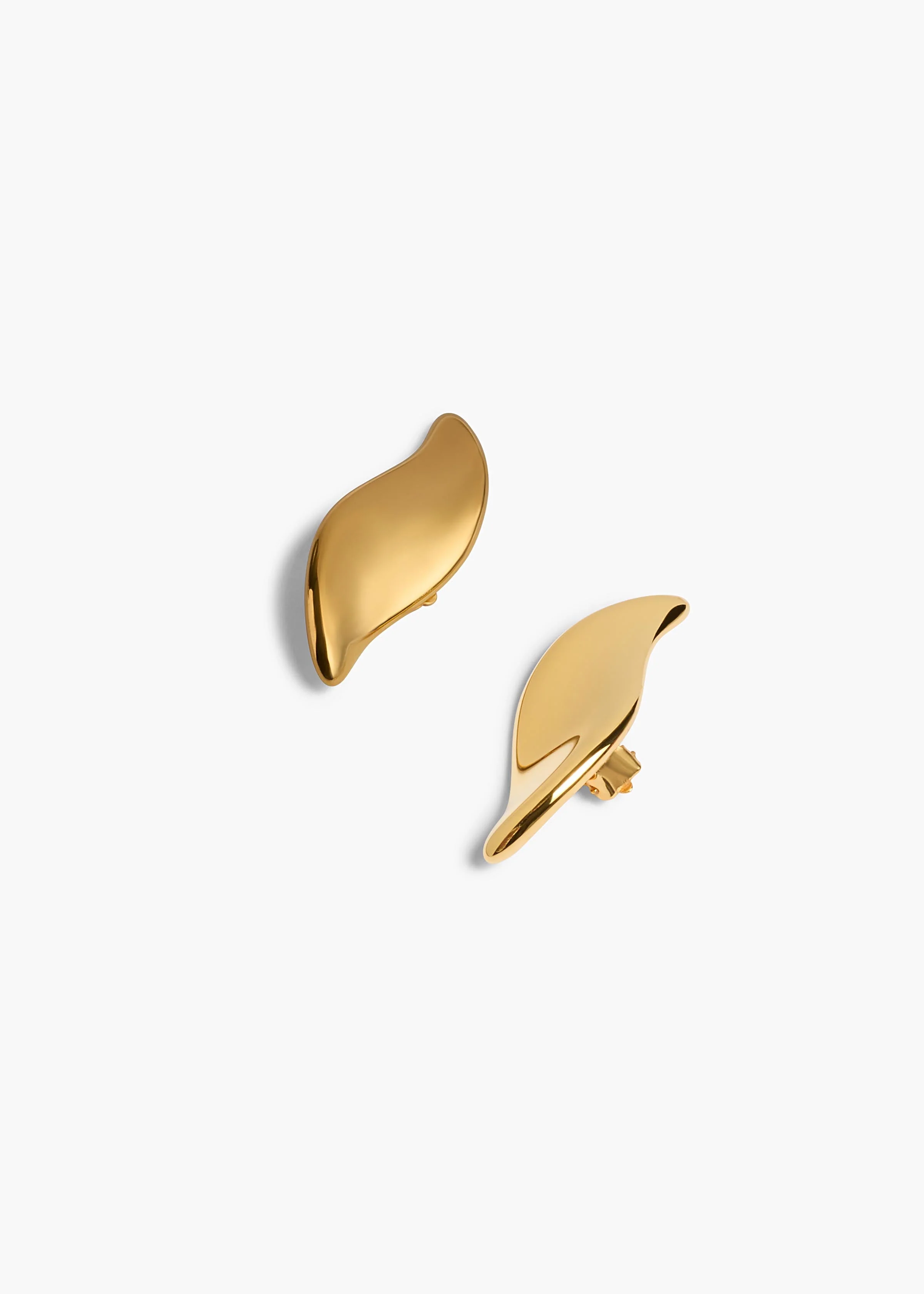 Khaite - Leaf Earrings in Gold