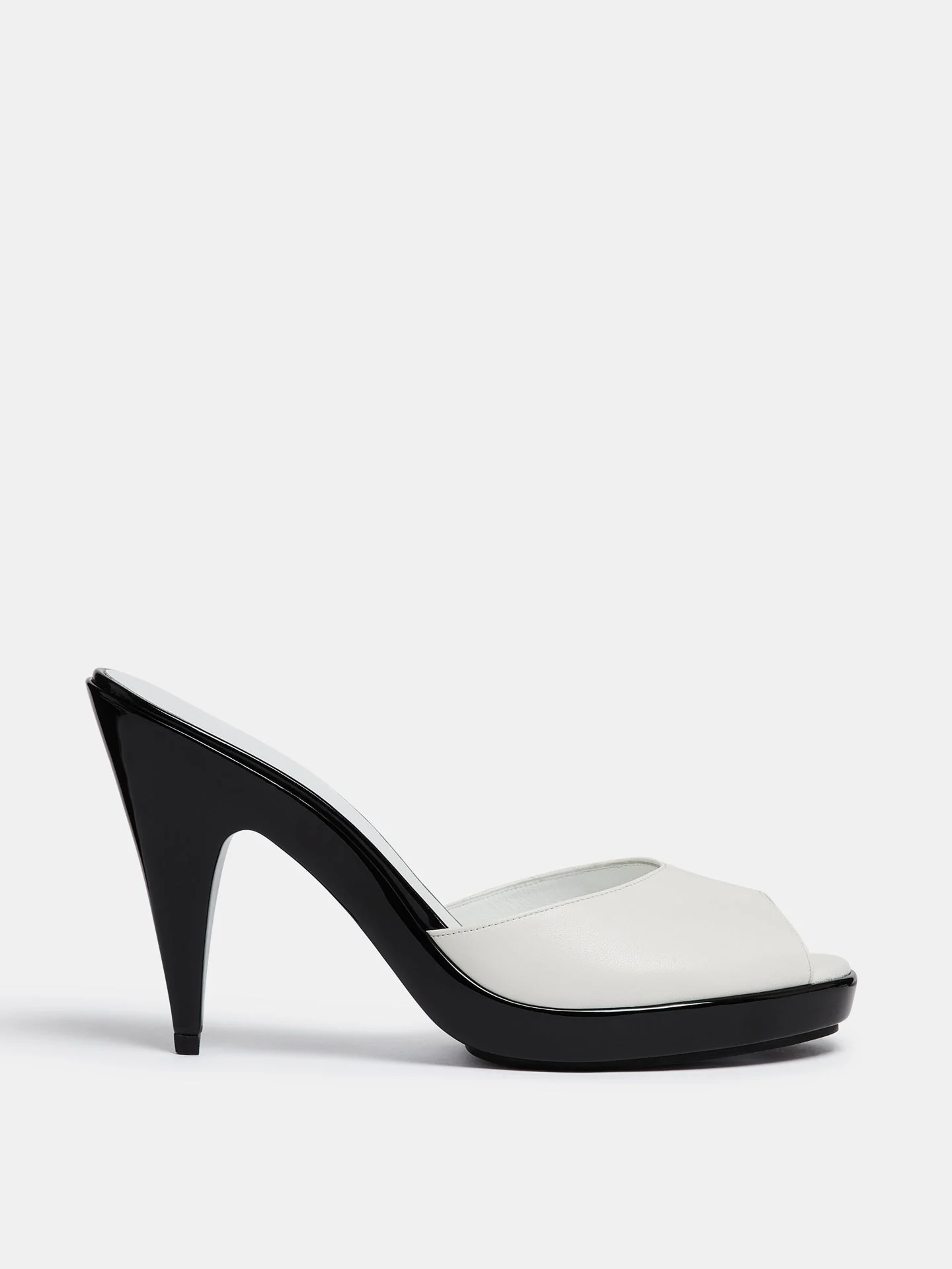 Le Monde Beryl - Kim Sion Cherry Mule / White Leather