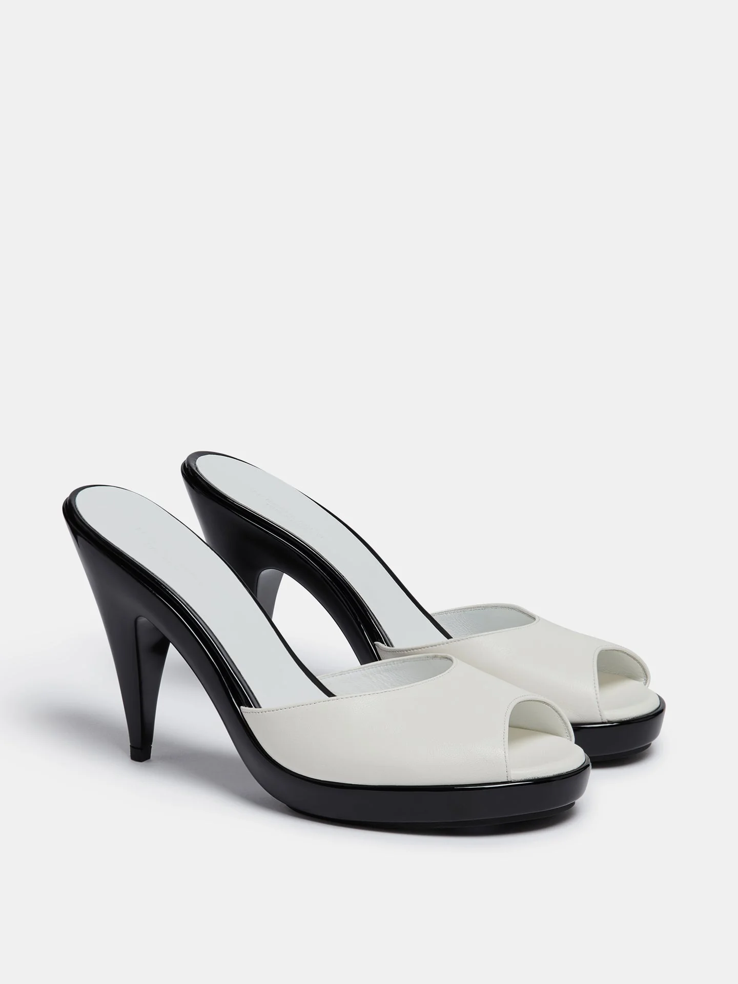 Le Monde Beryl - Kim Sion Cherry Mule / White Leather - Image 2