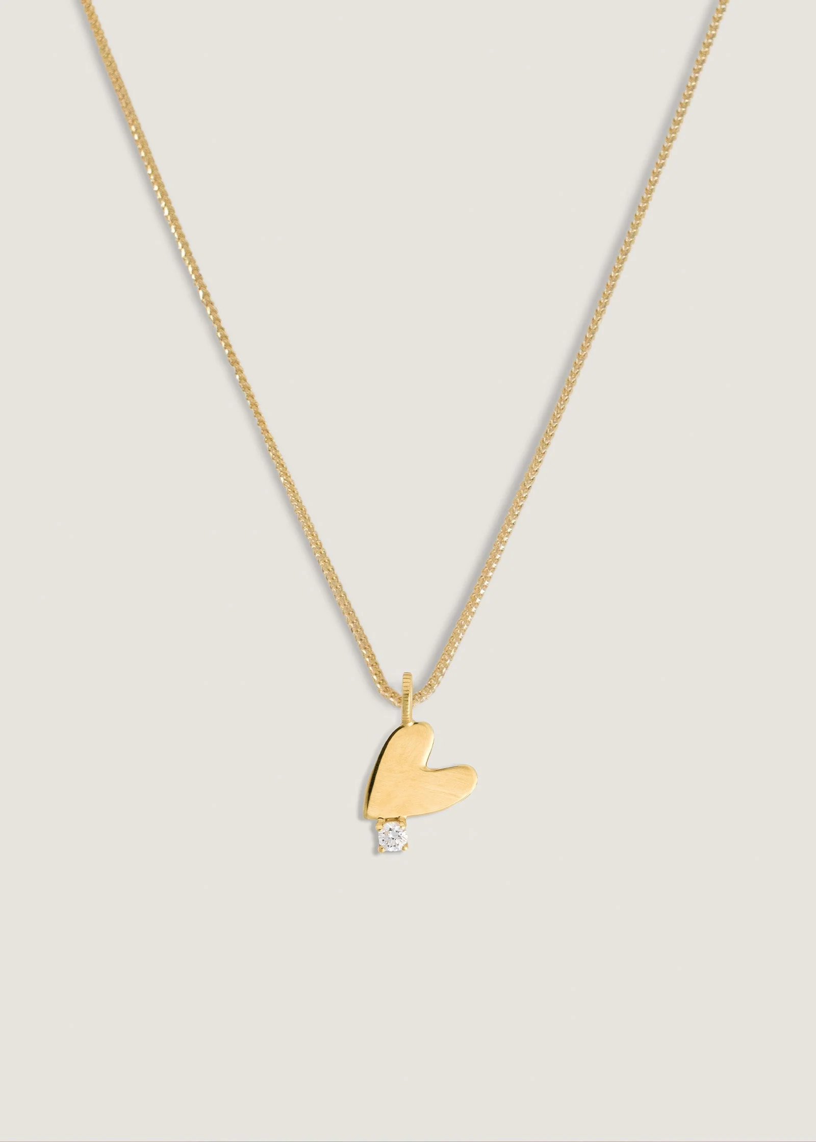 Kinn - Amour Diamond Heart Pendant Necklace - Image 4