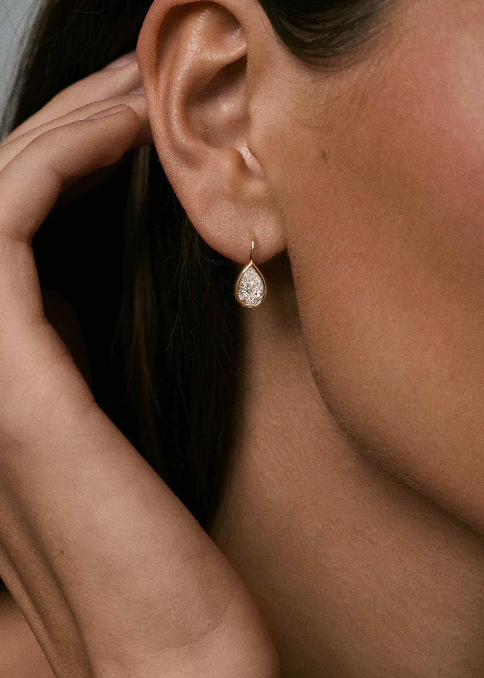 Kinn - Harper 2ctw Pear Drop Earrings Yellow Gold - Image 2
