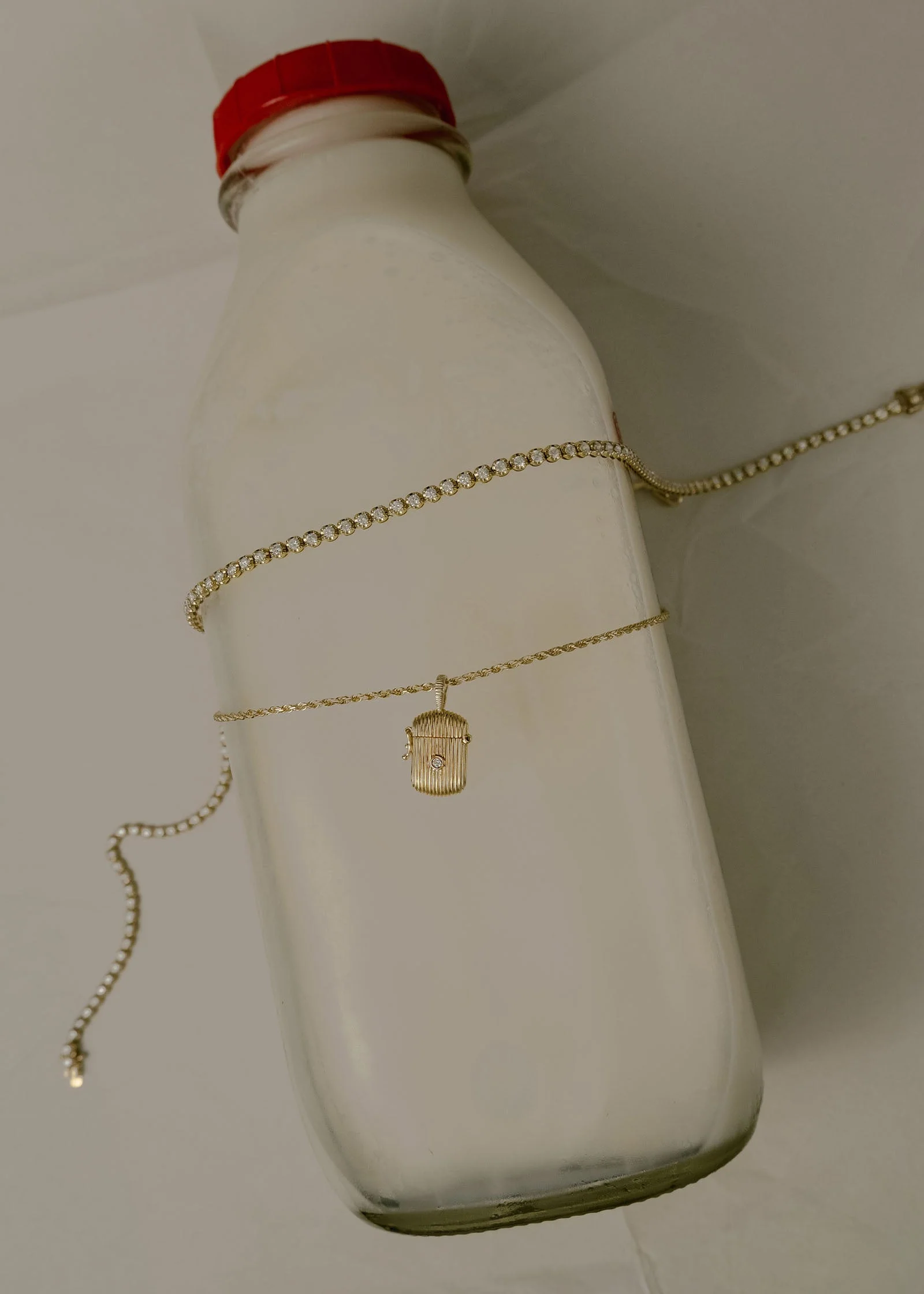 Kinn - Madison Diamond Tennis Necklace White Gold - Image 5