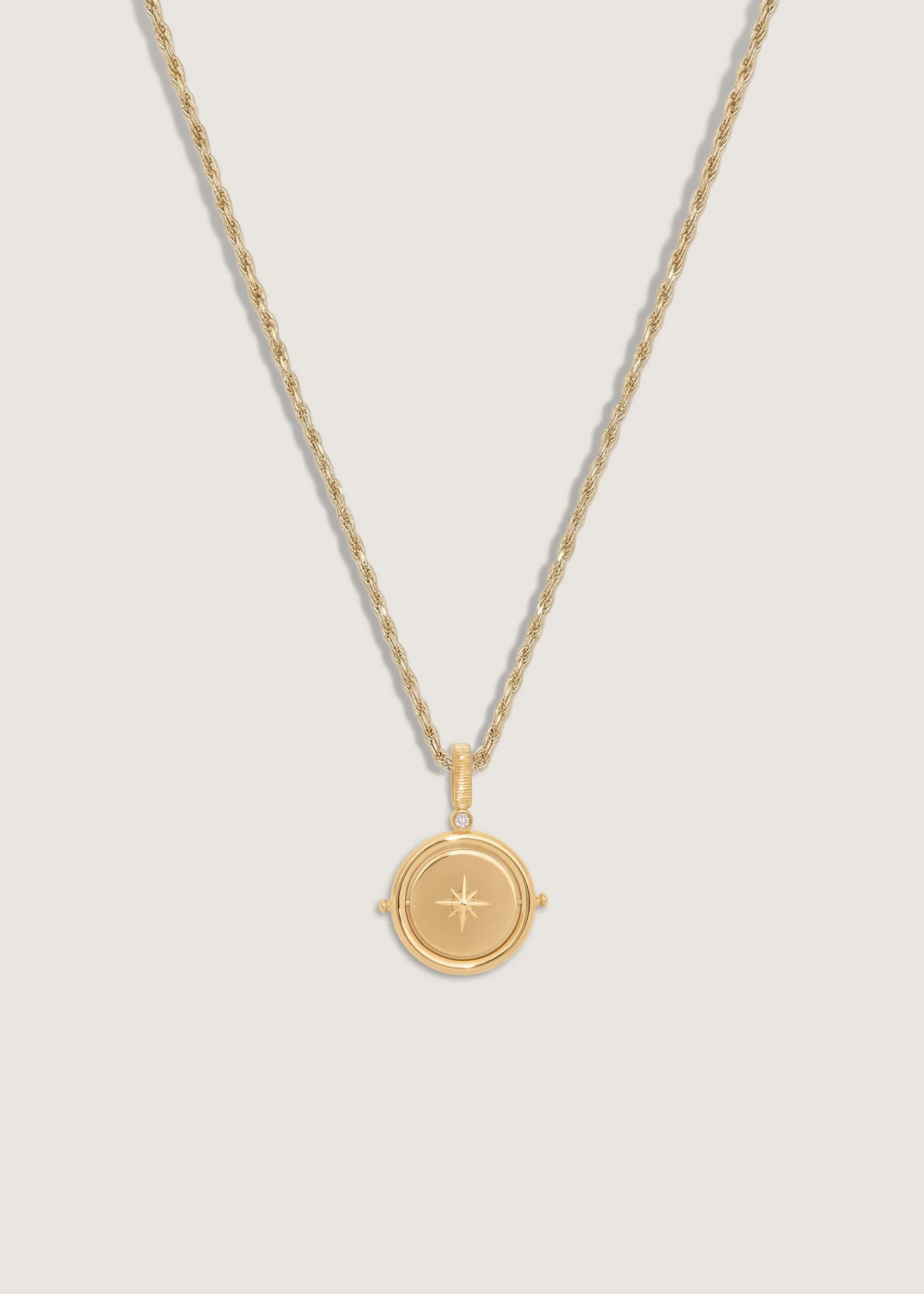 Kinn - Round North Star Birthstone Necklace Emerald - Image 7
